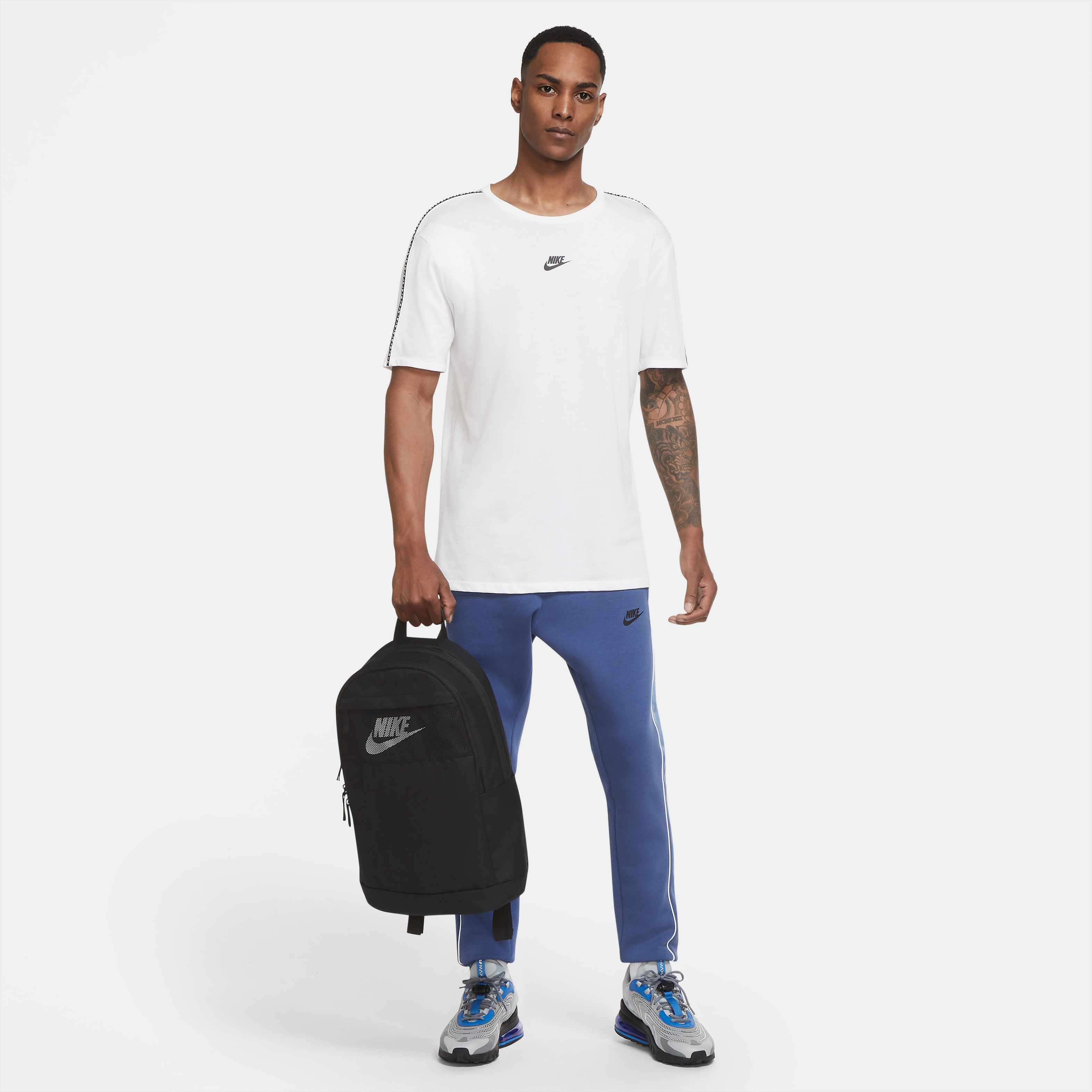 Nike image number 10