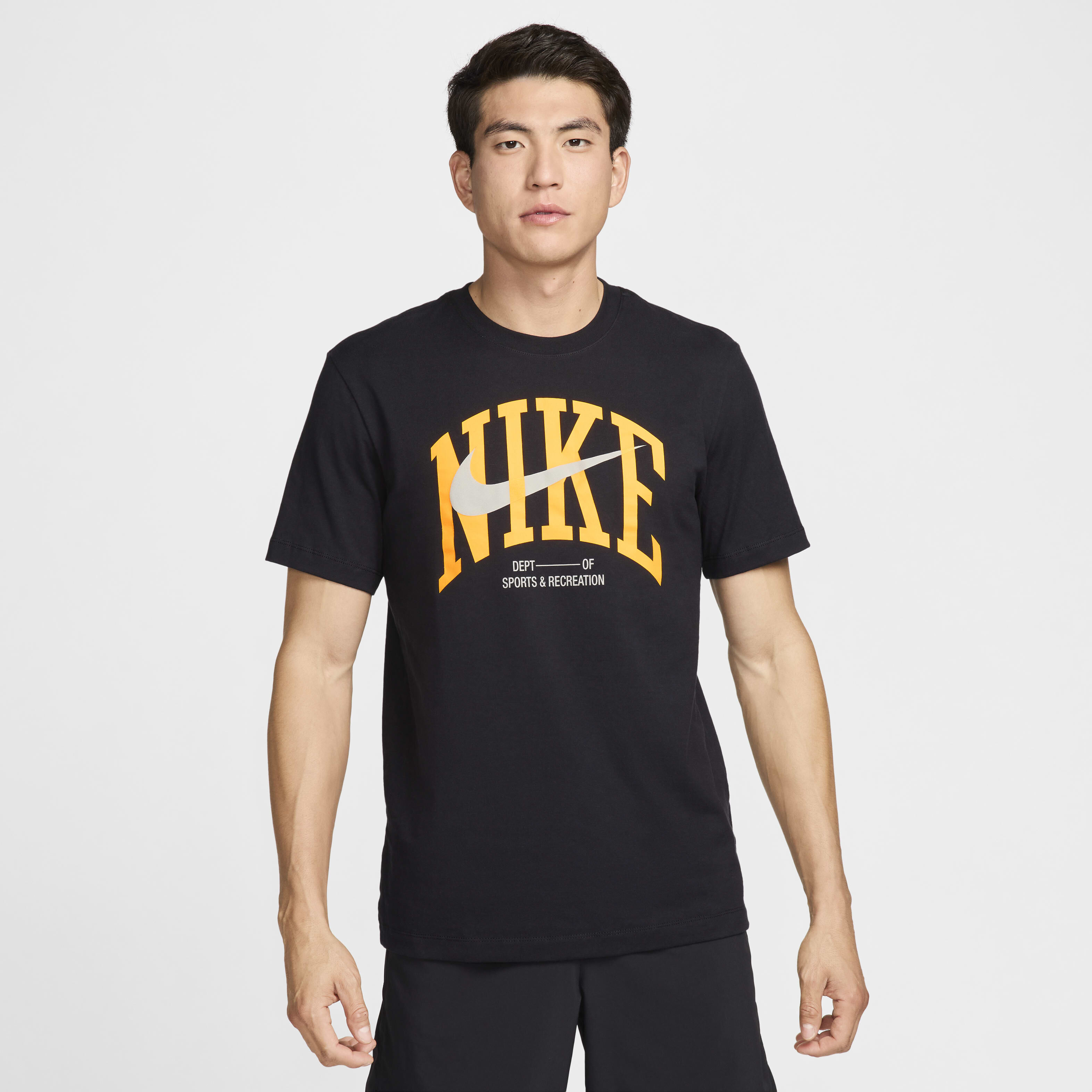Buy Nike Men s Fitness T Shirt Nike Saudi Official
