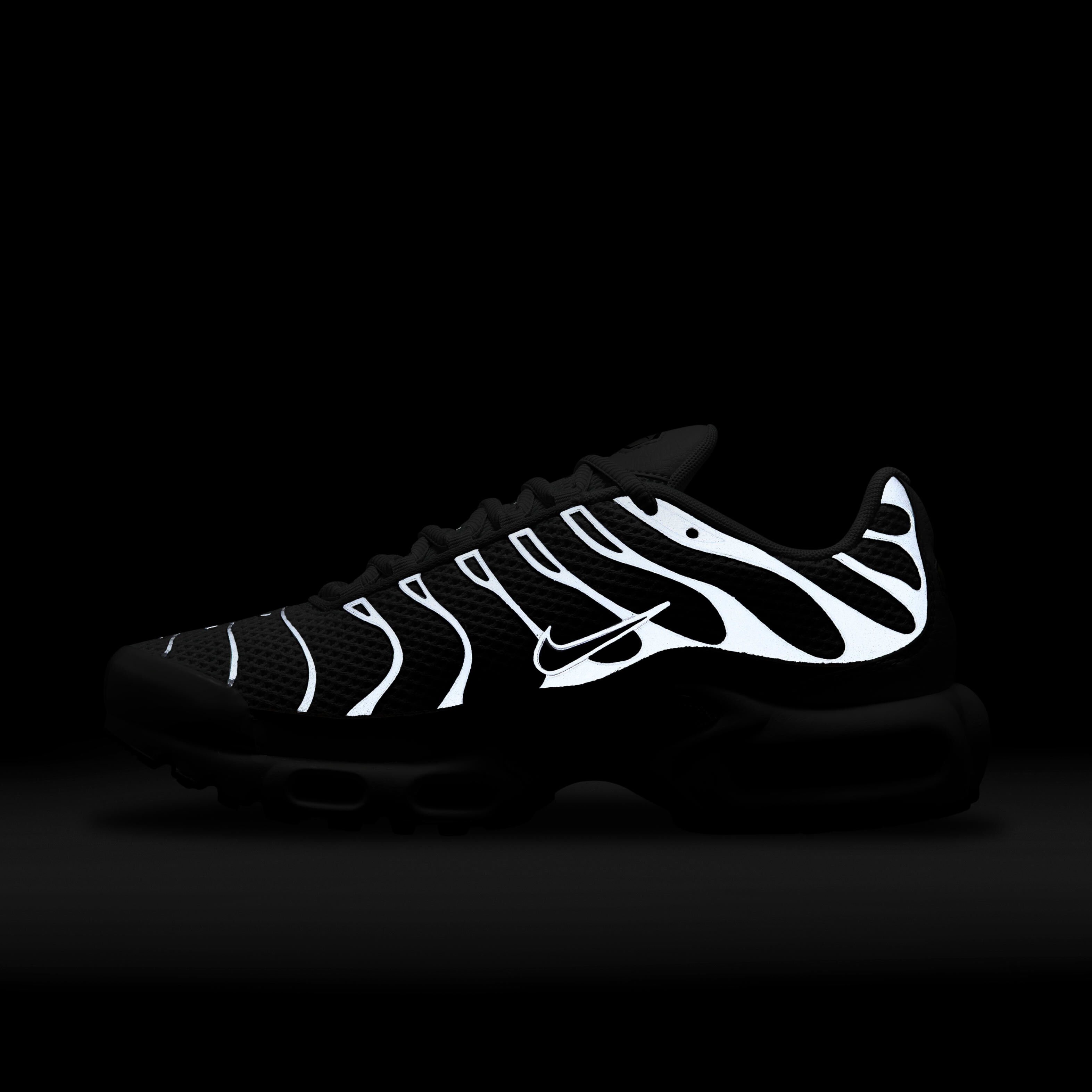 Buy Nike Air Max Plus Women s Shoes Nike Saudi Official