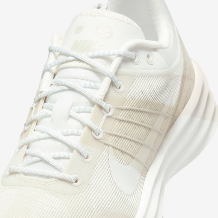 Nike Lunar Roam image number 6 Nike Lunar Roam image number 6