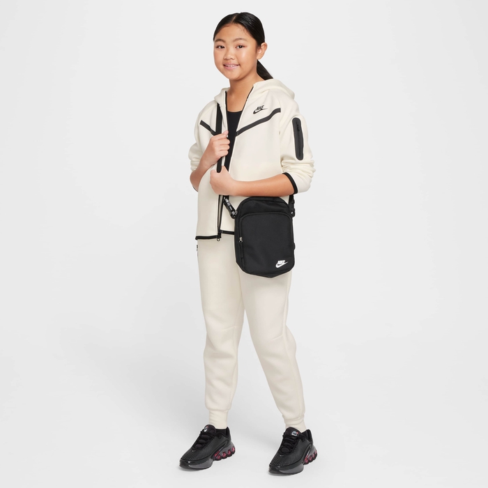 نايكي سبورتسوير تك فليس image number 8 نايكي سبورتسوير تك فليس image number 8