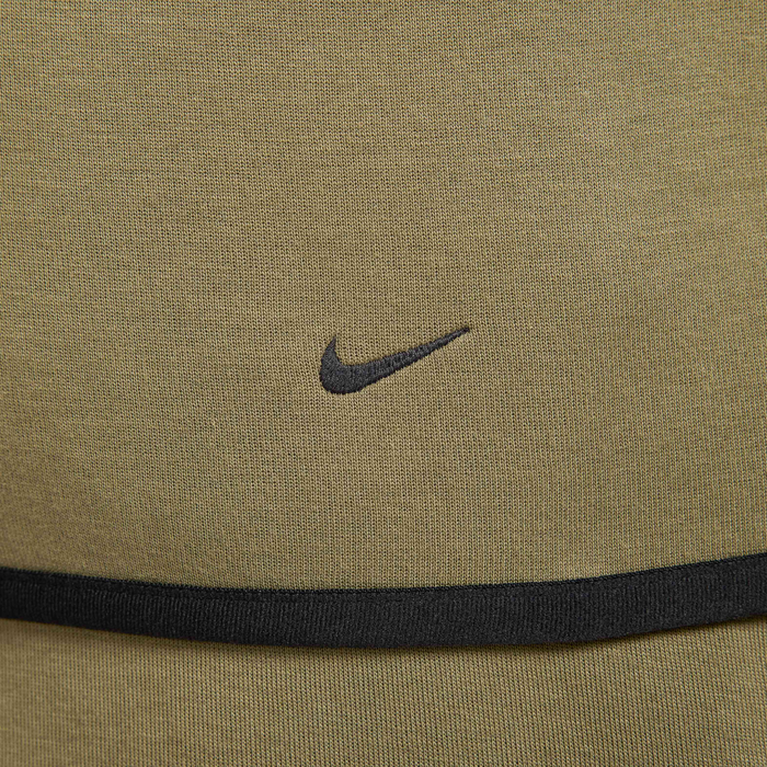 Nike Tech image number 8 Nike Tech image number 8