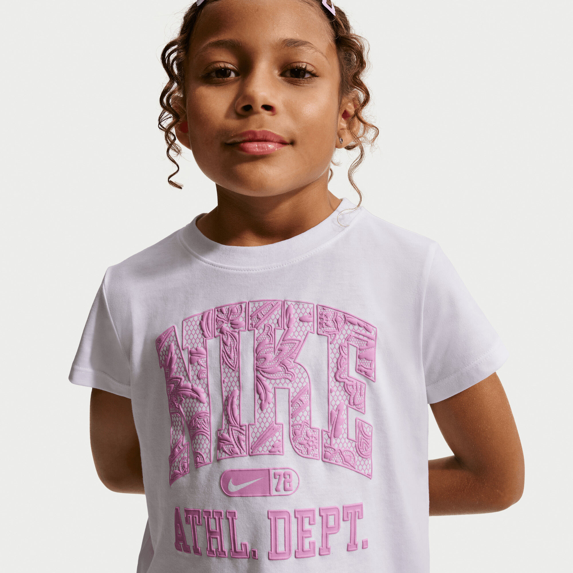 نايكس لايس إت أب image number 2