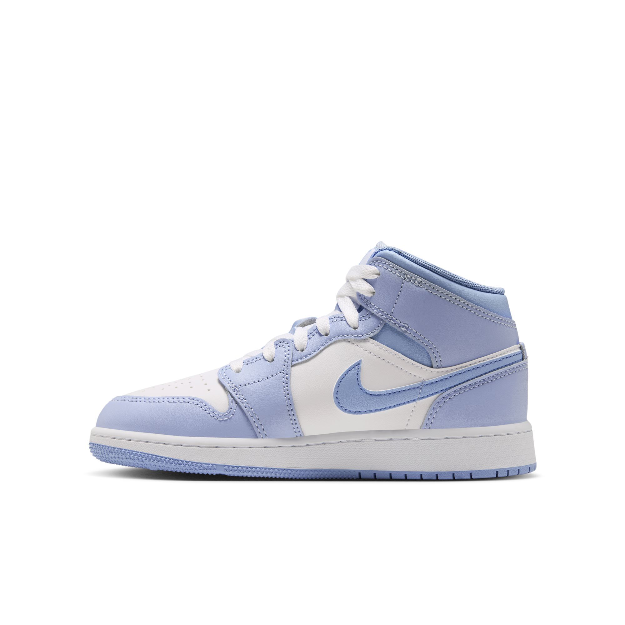 Air Jordan 1 Mid image number 4