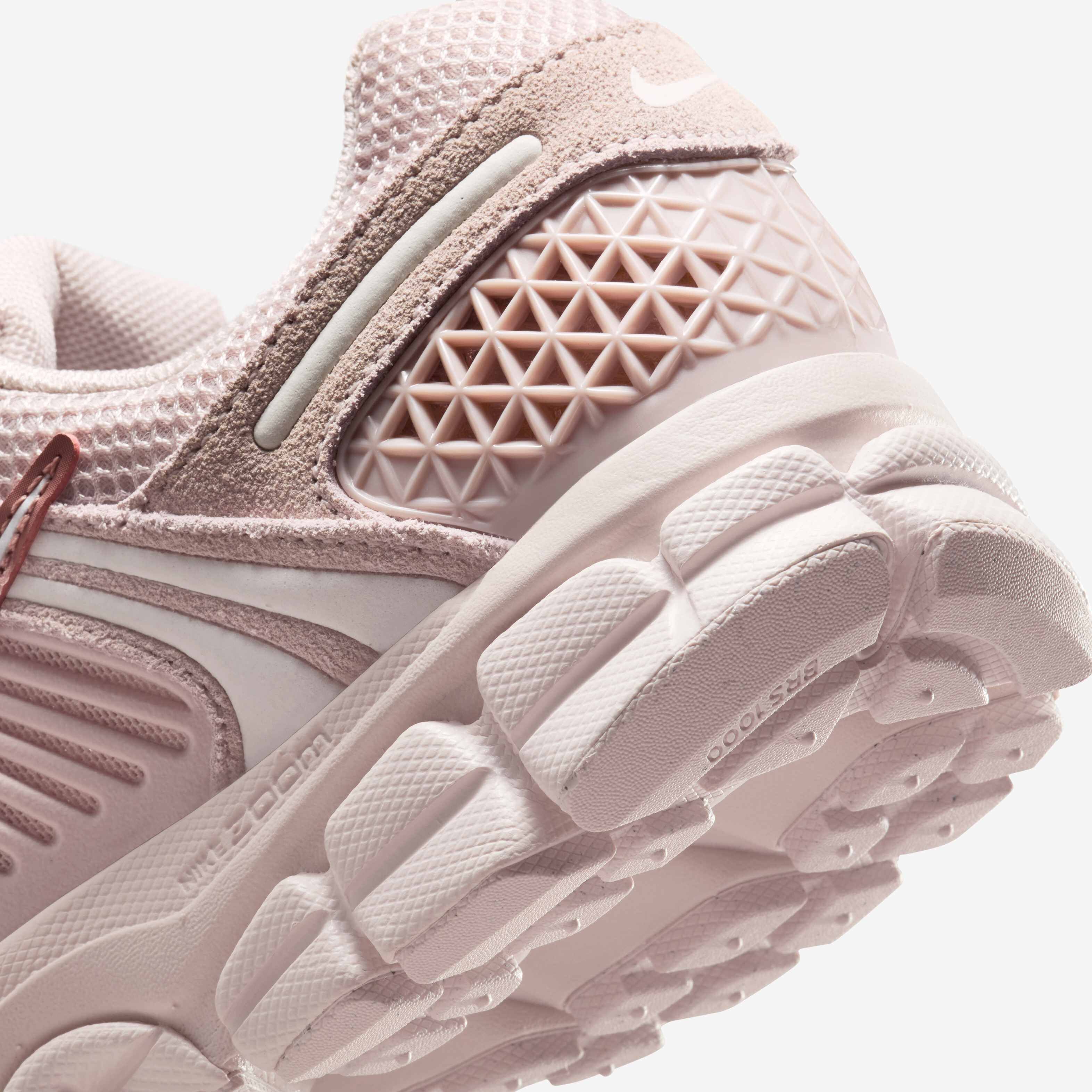 Nike Zoom Vomero 5 image number 7