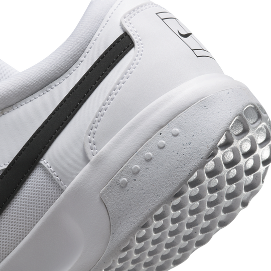 Nike court sales lite on feet