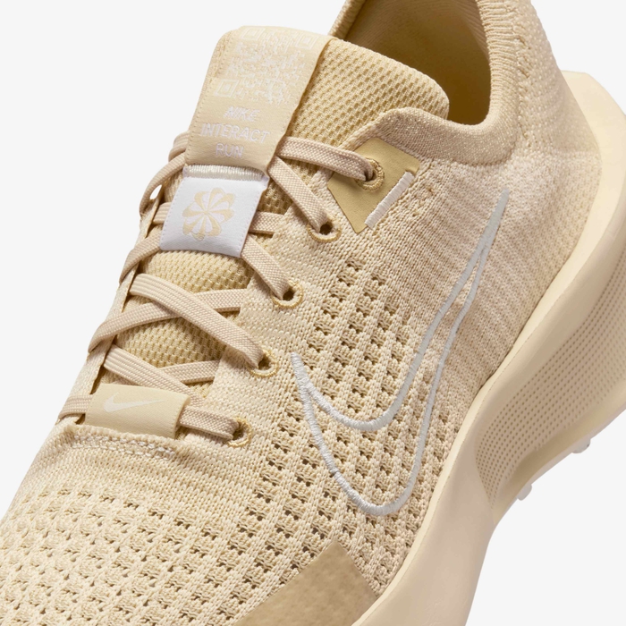 Nike Interact Run image number 6 Nike Interact Run image number 6