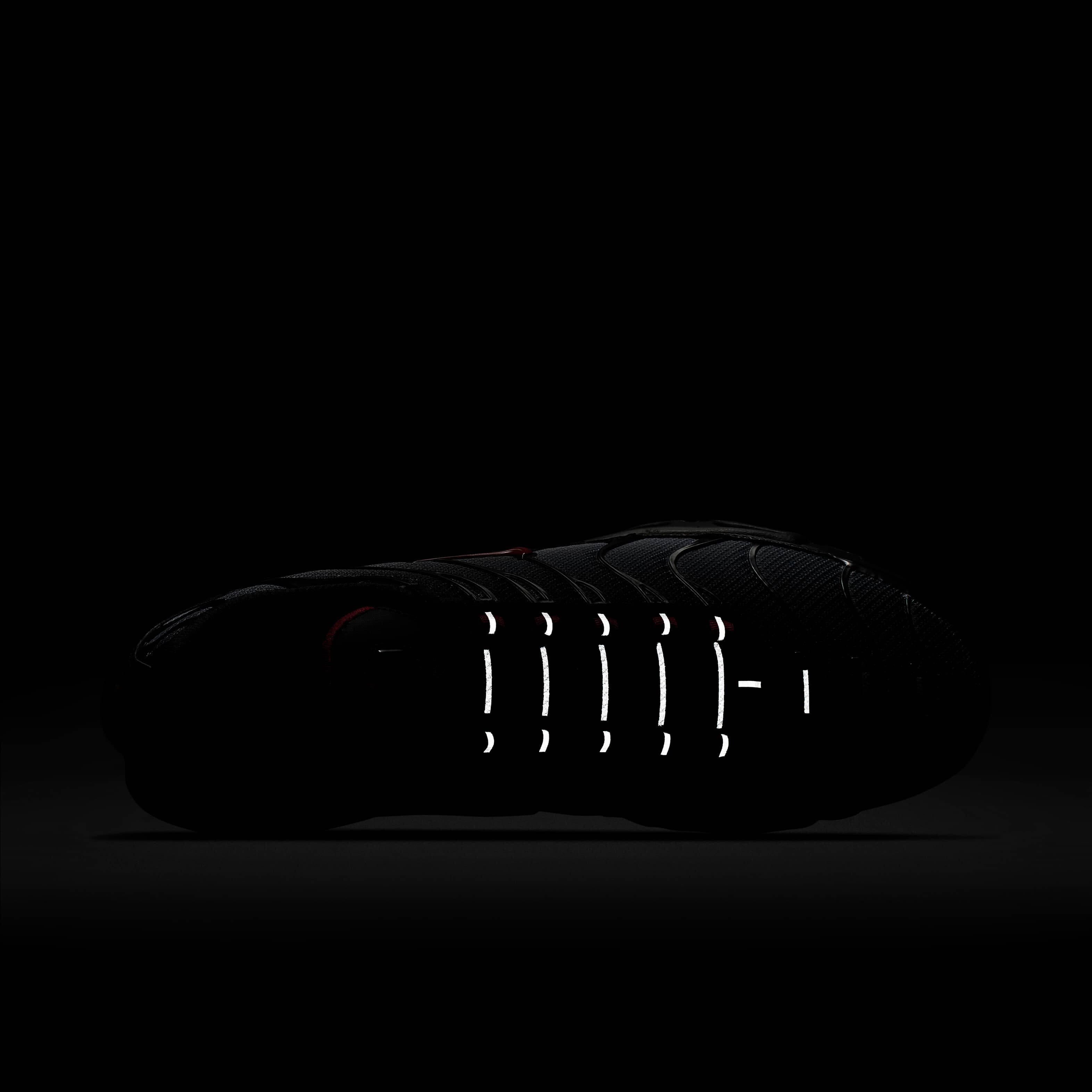 Nike Air Max Plus image number 6