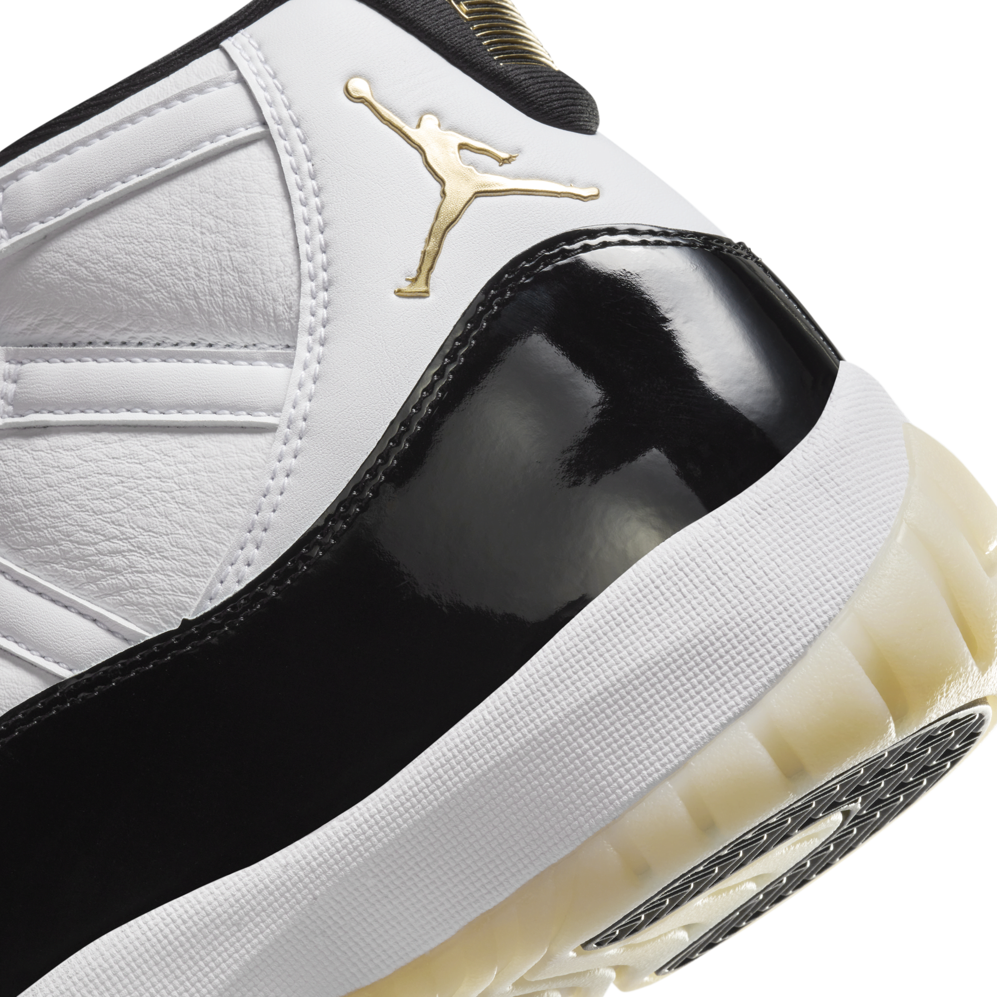 Shop Air Jordan 11 Retro Men s Shoes Nike KSA