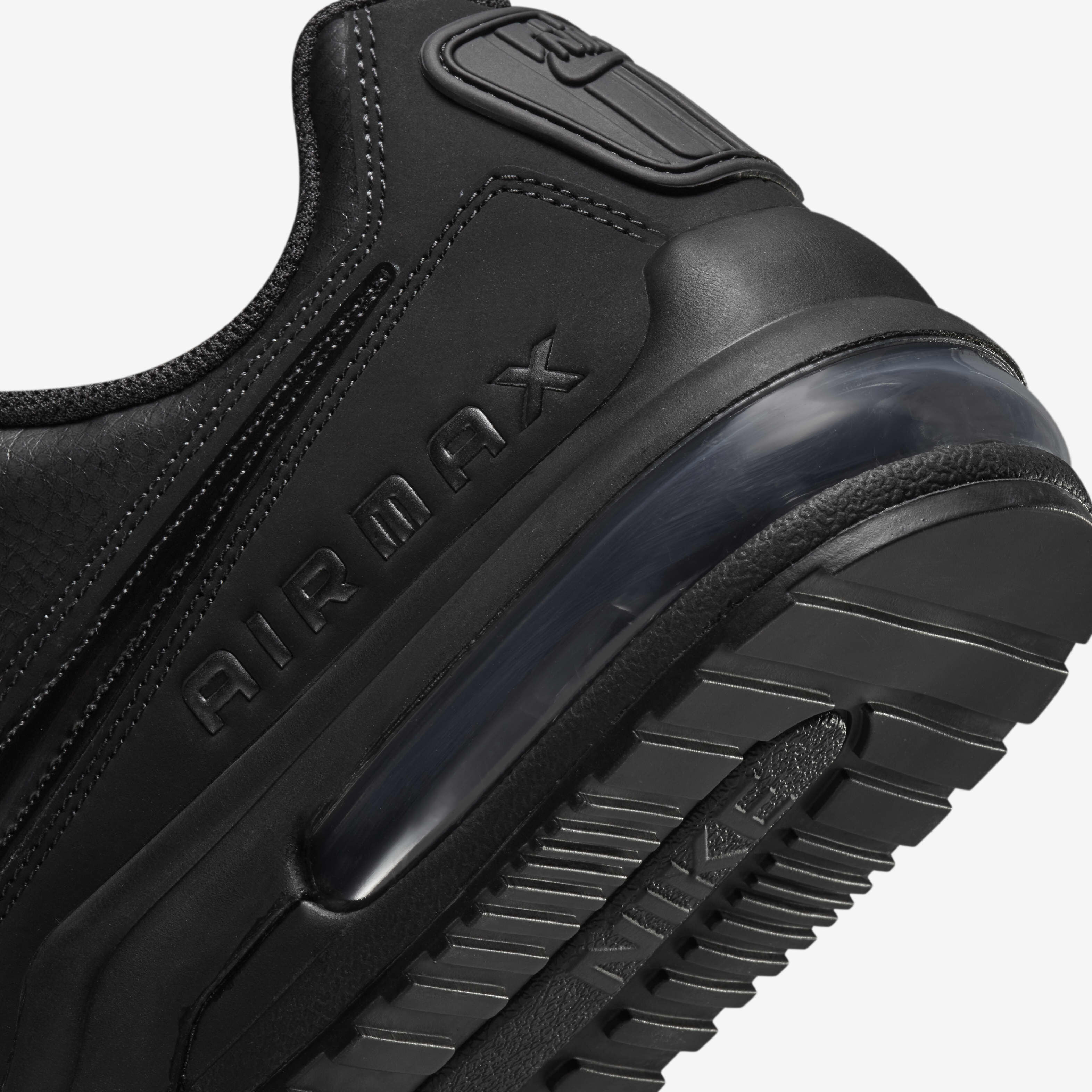 Nike ltd 3 black online