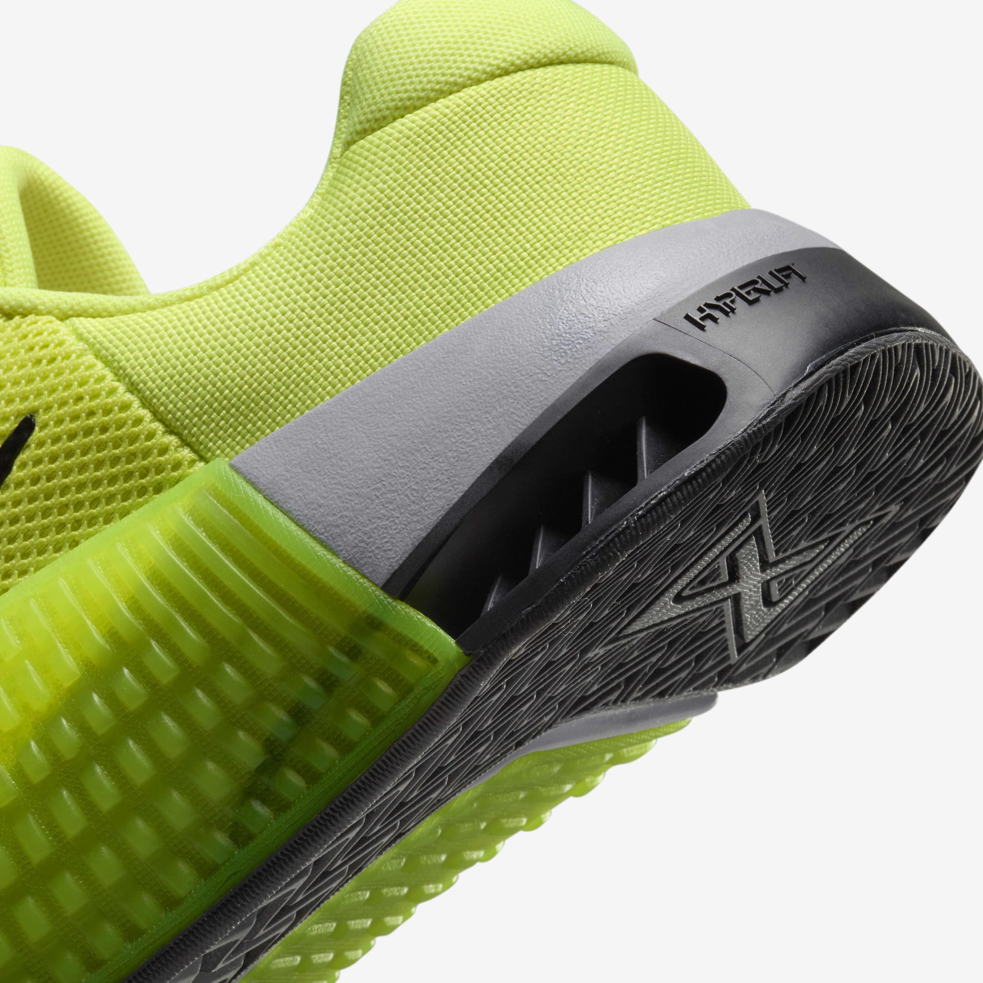 New Nike Metcon 9 Training Shoes - Light Twist Lemon (DZ2617