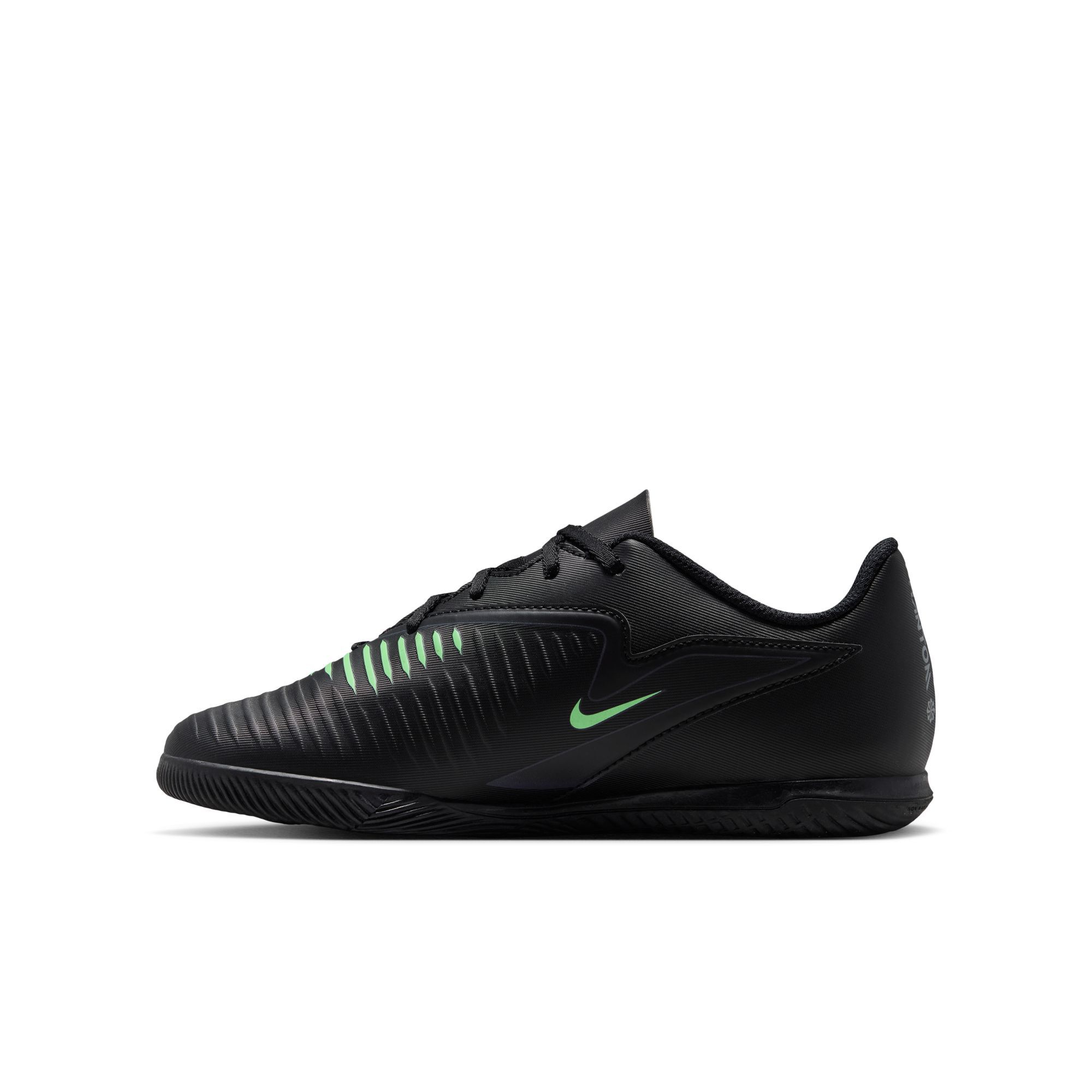 Nike Jr. Phantom 6 Low Club image number 1