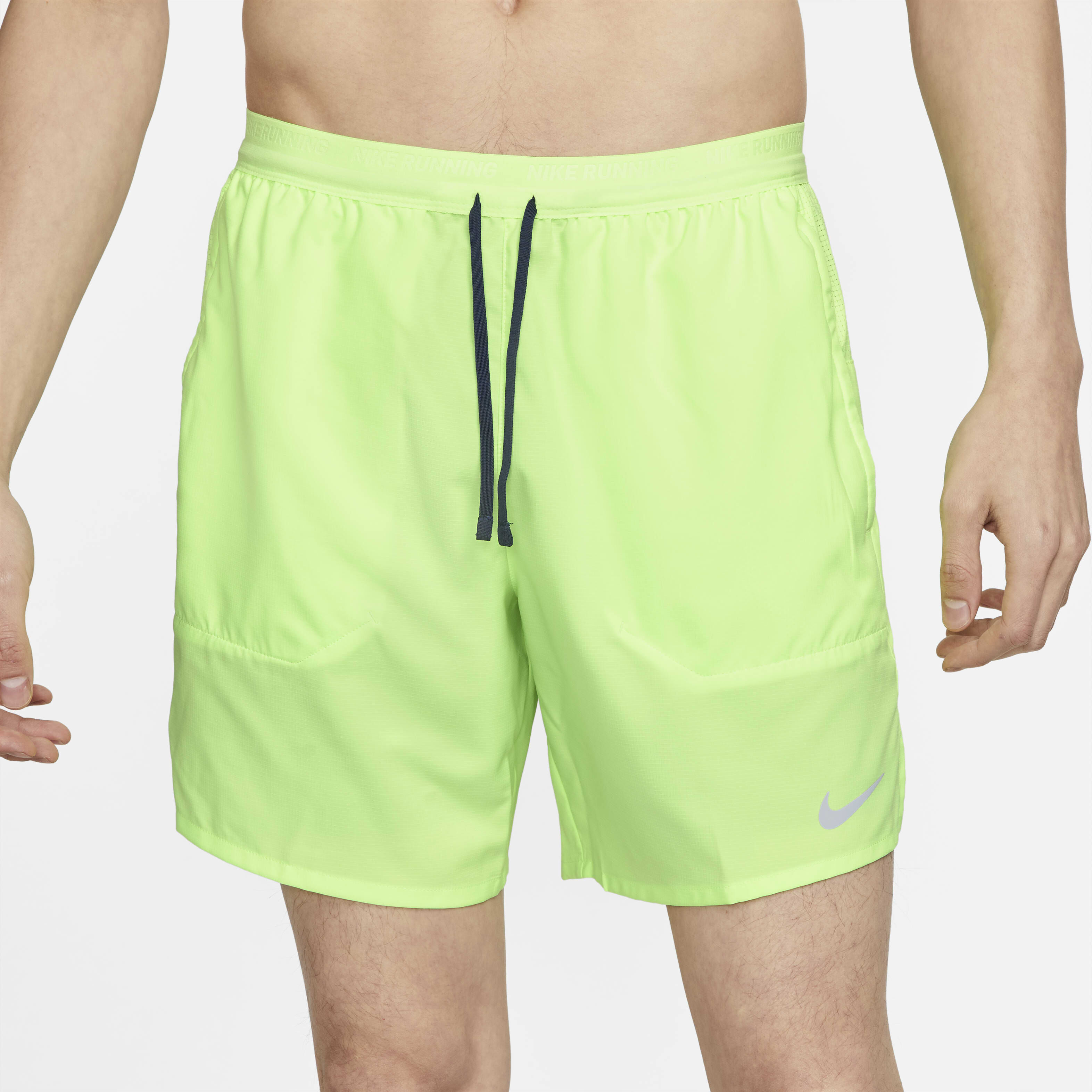 Nike Stride image number 1