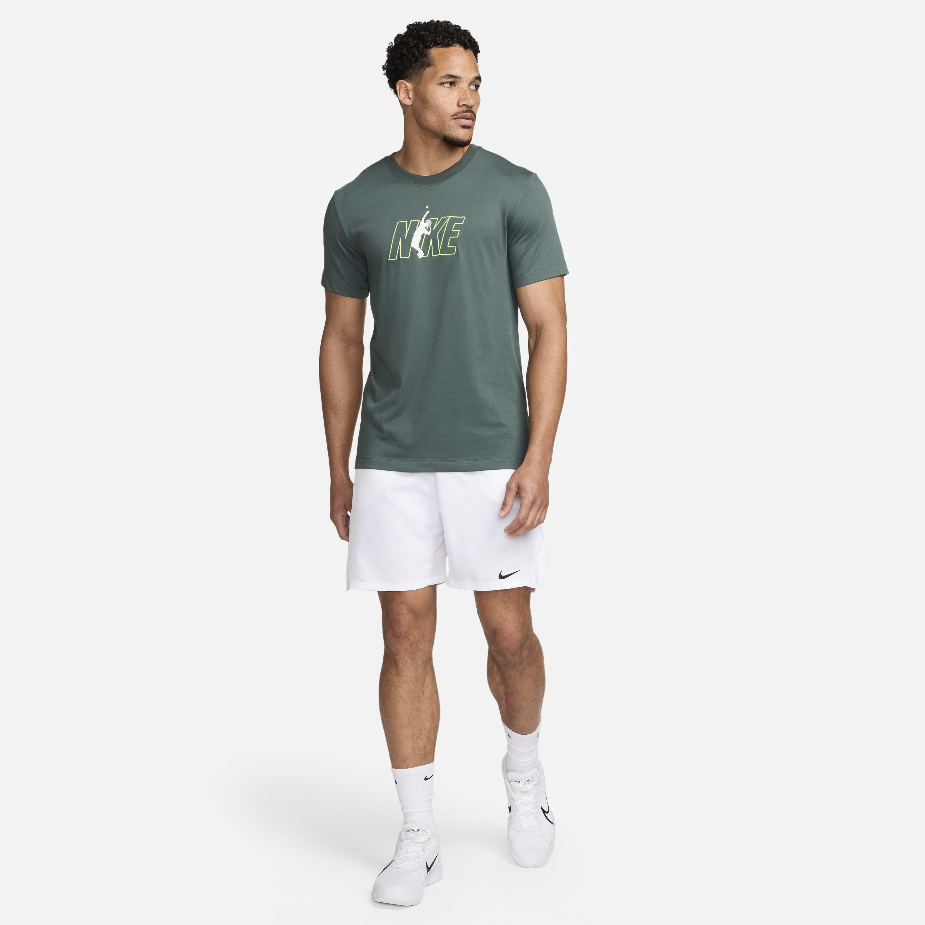 NikeCourt image number 3