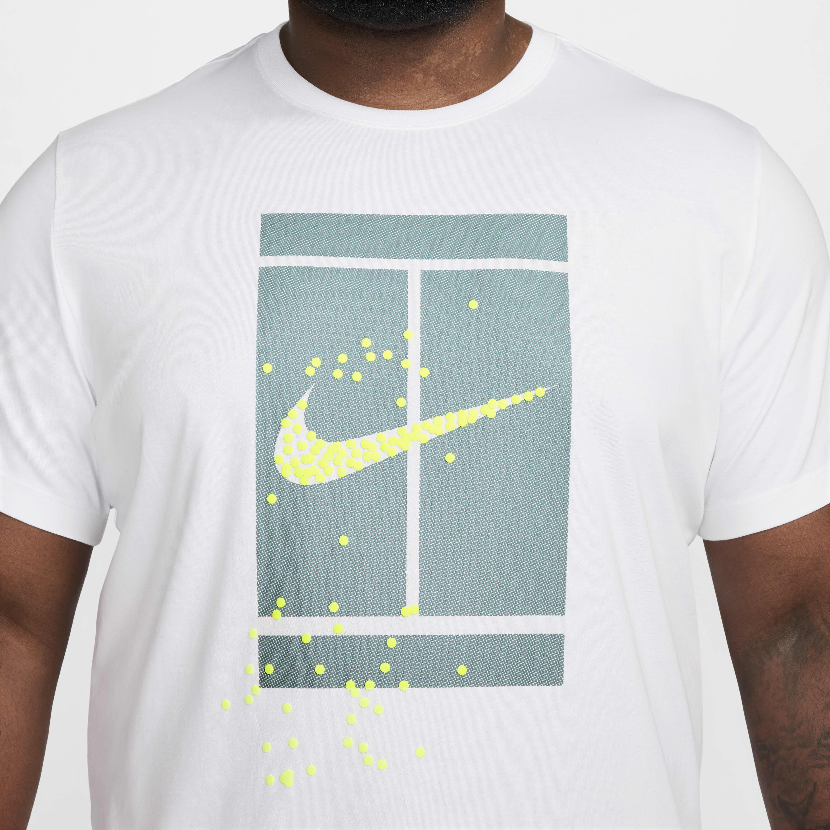 Buy NikeCourt Men s Tennis T Shirt Nike Saudi Official