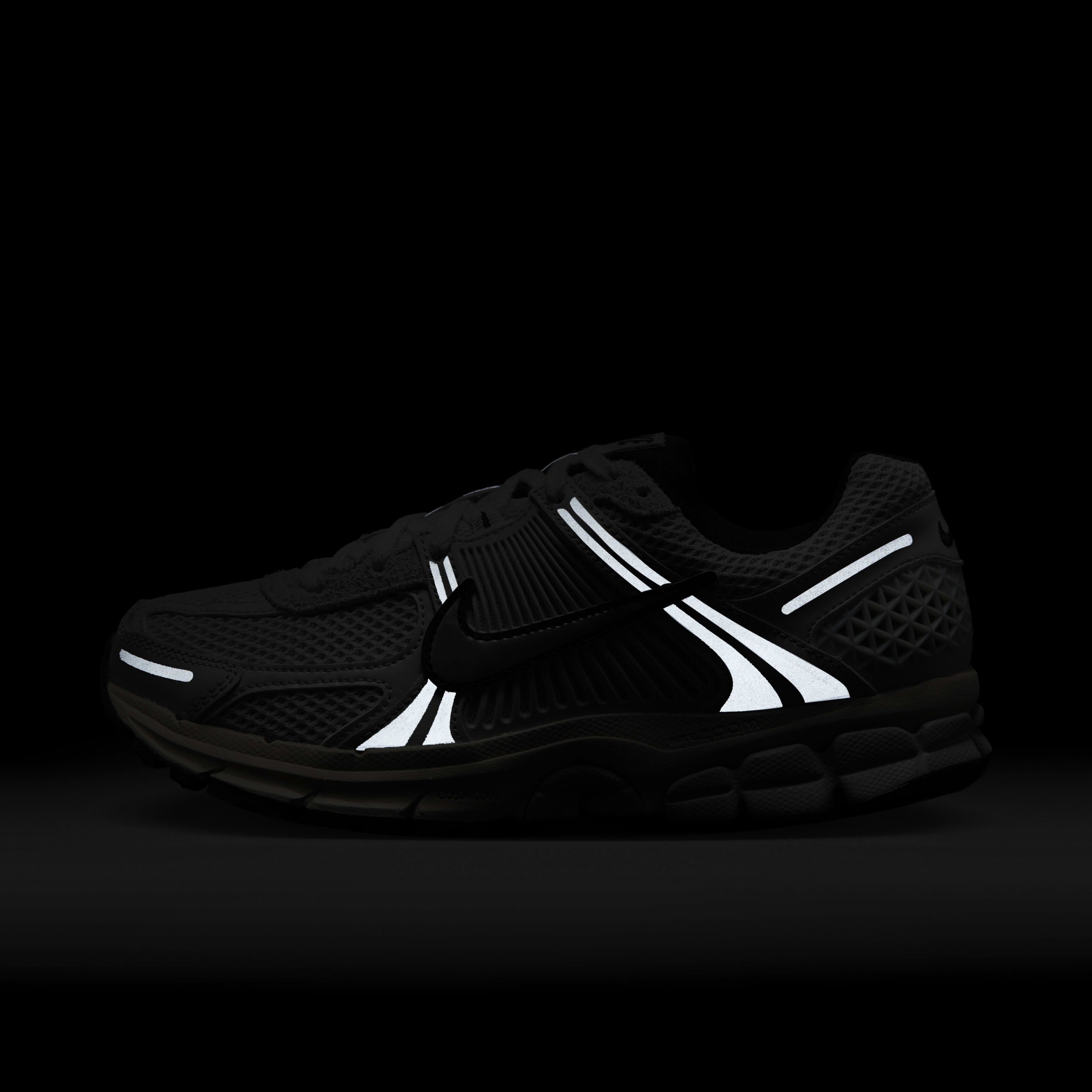 Nike Zoom Vomero 5 image number 10