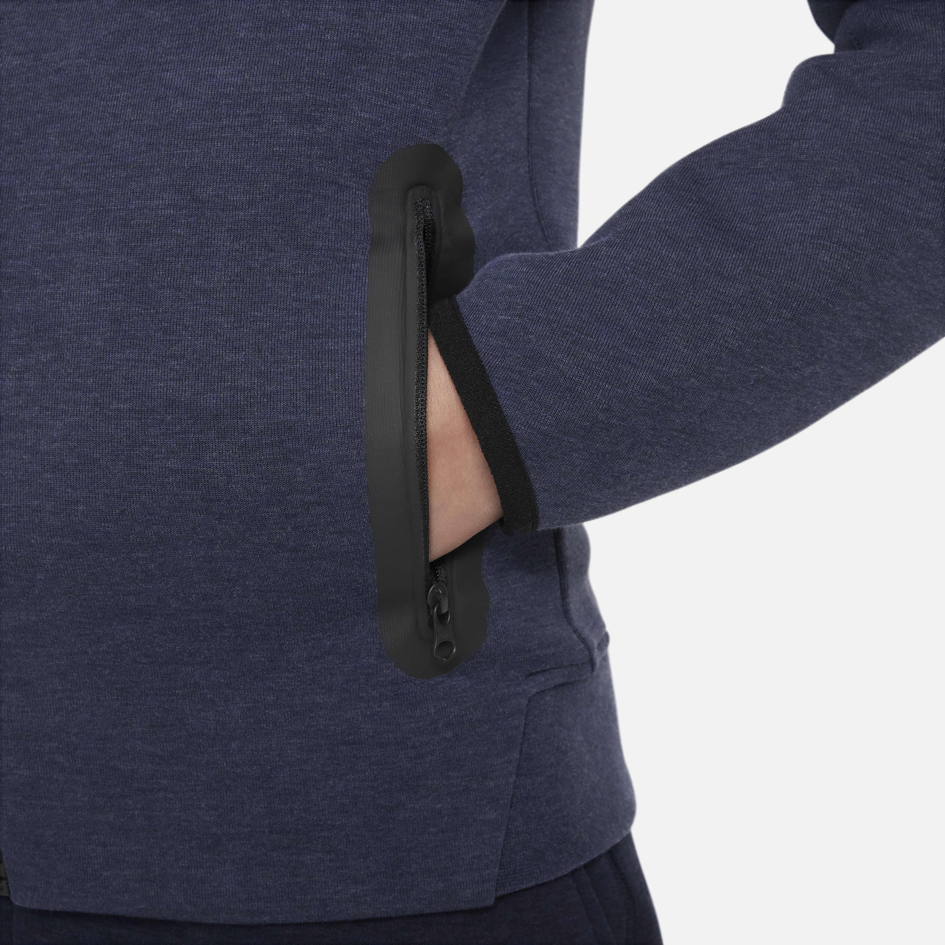 Nike Sportswear Tech Fleece image number 3