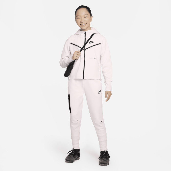White nike tech sales tracksuit