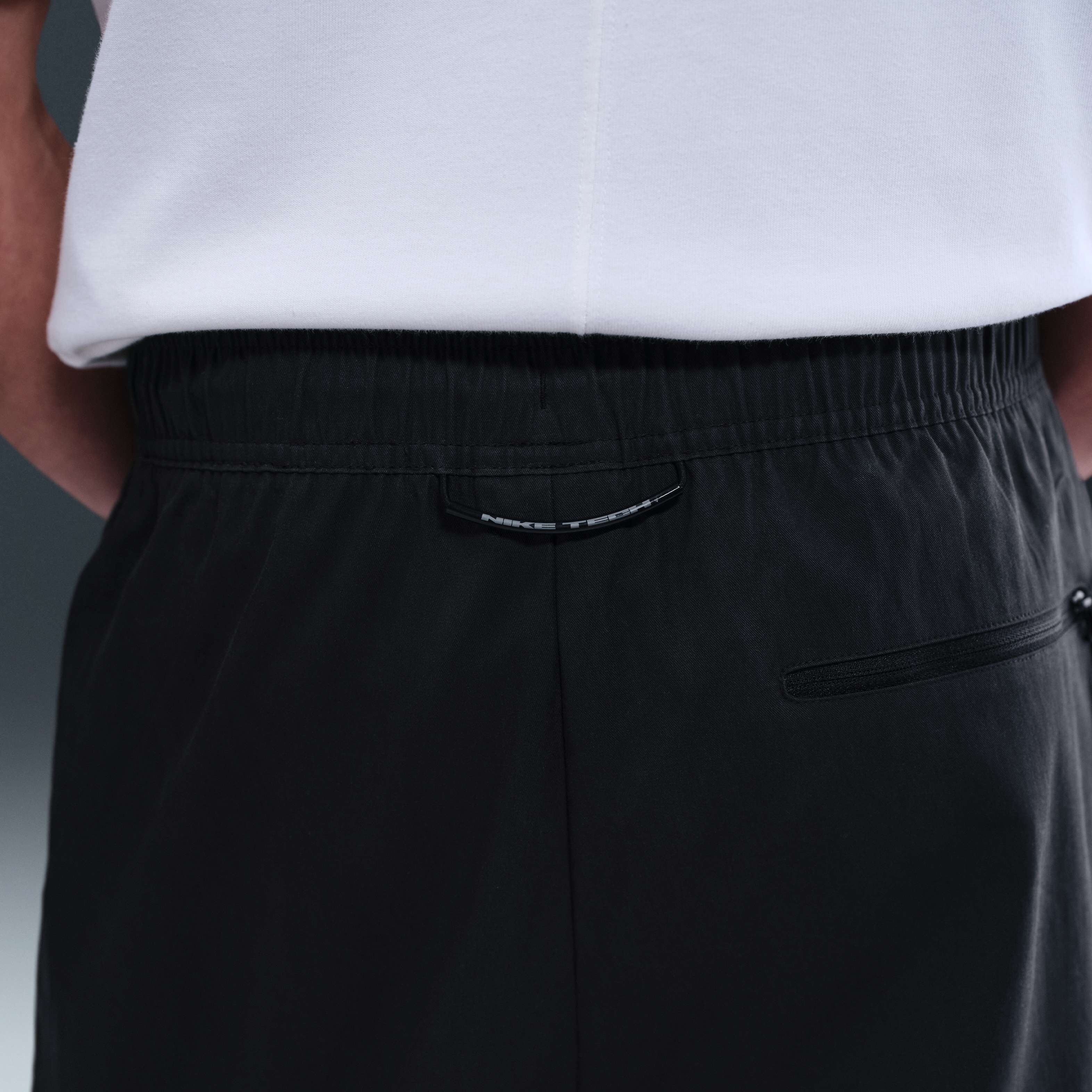 نايكي تك image number 5