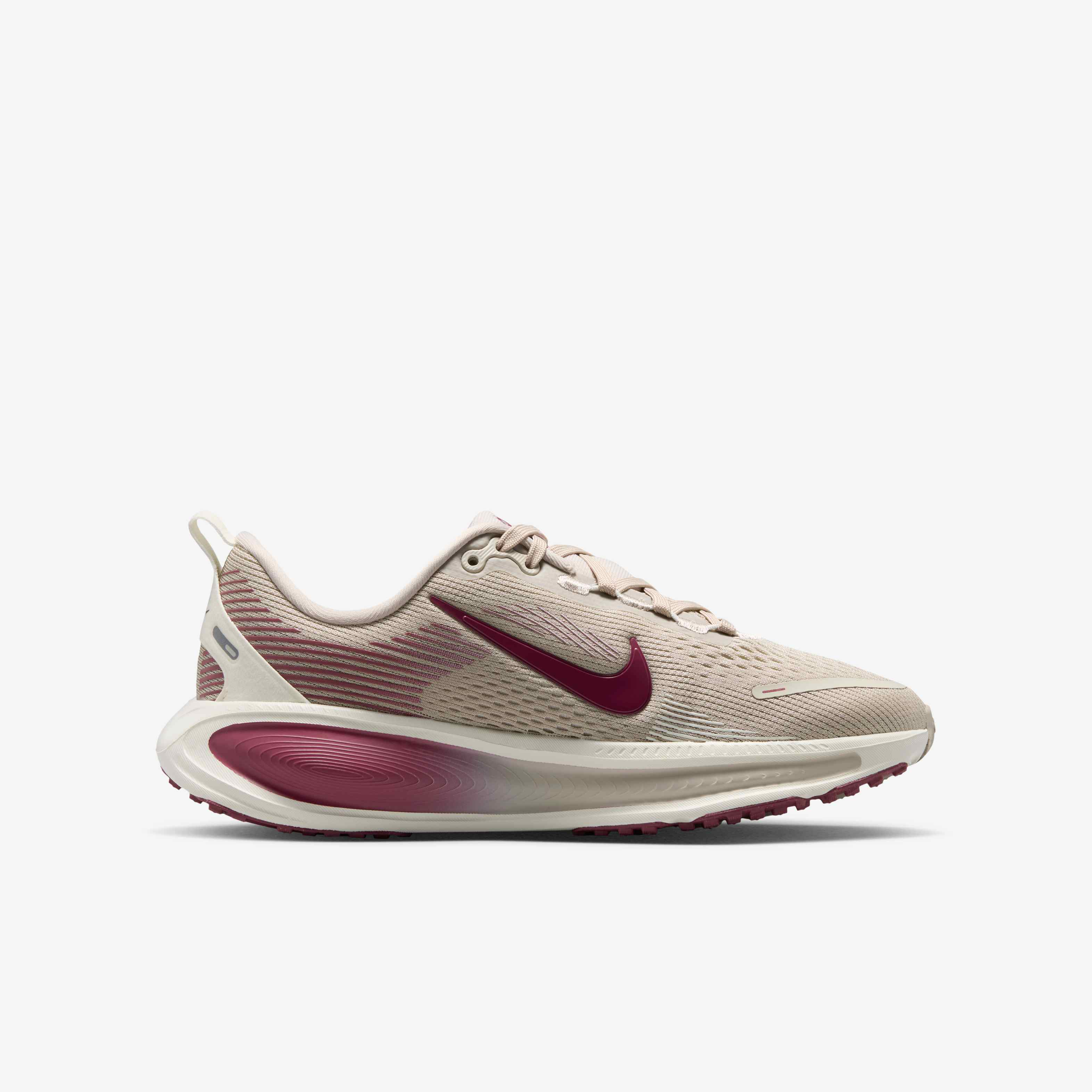 Nike Vomero 18 image number 13