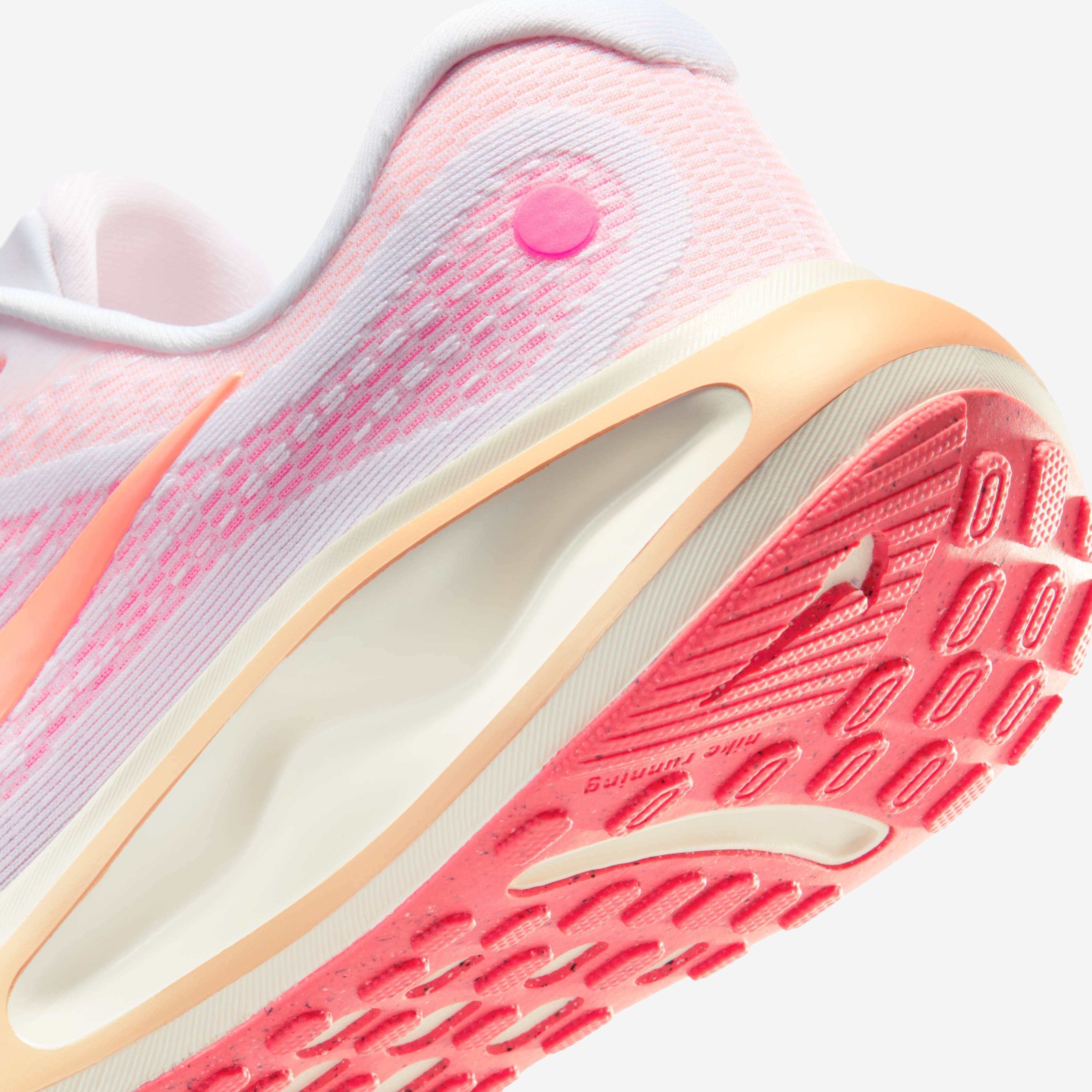 نايكي جيرني رن image number 7