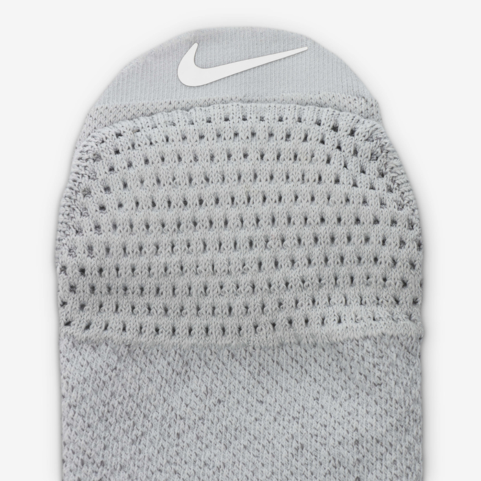 نايكي يونيكورن image number 3 نايكي يونيكورن image number 3