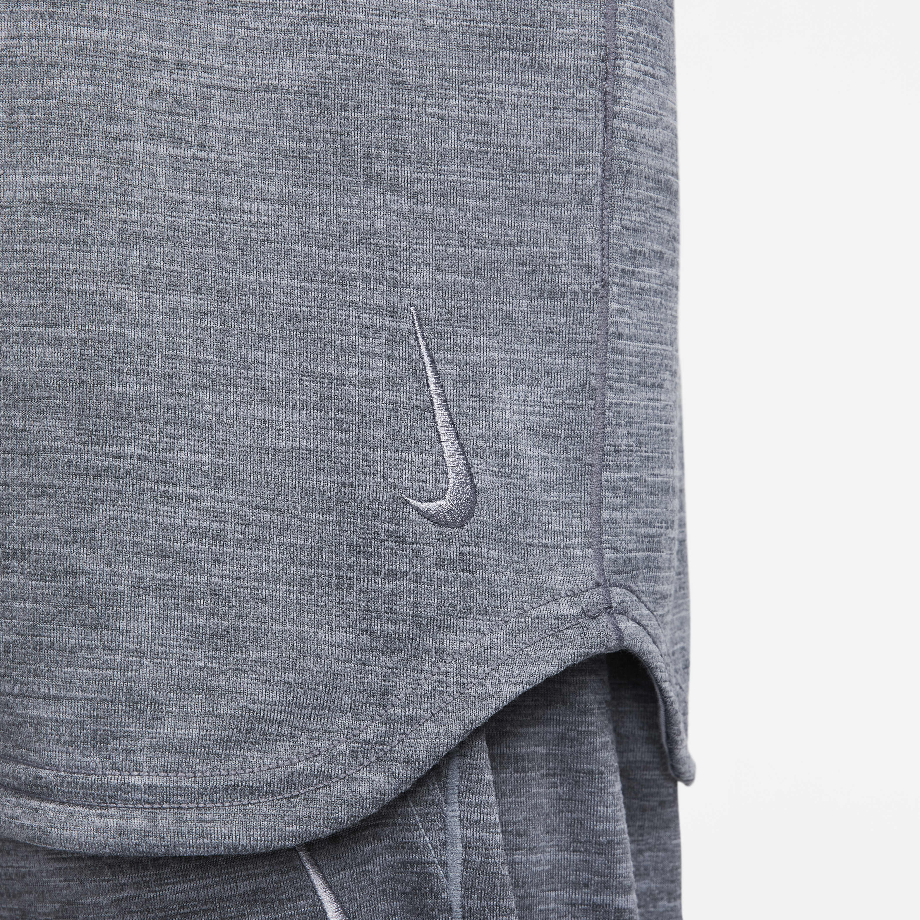 نايكي يوغا image number 4