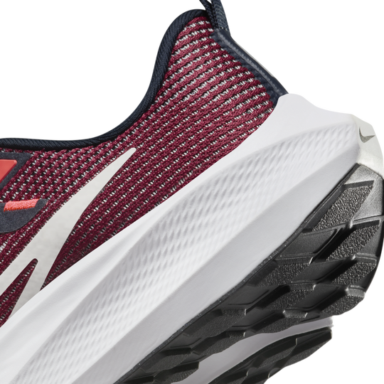 Shop Air Zoom Pegasus 40 Older Kids Road Running Shoes Nike KSA