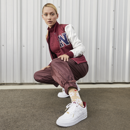 Nike air force 2025 1 07 se women's