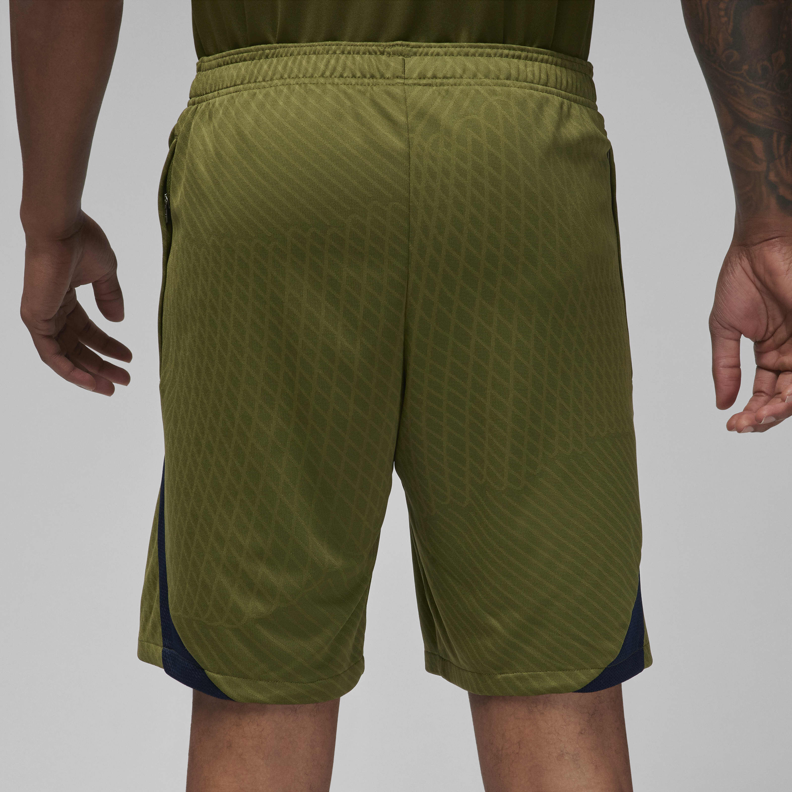 باريس سان جيرمان سترايك البديل image number 2