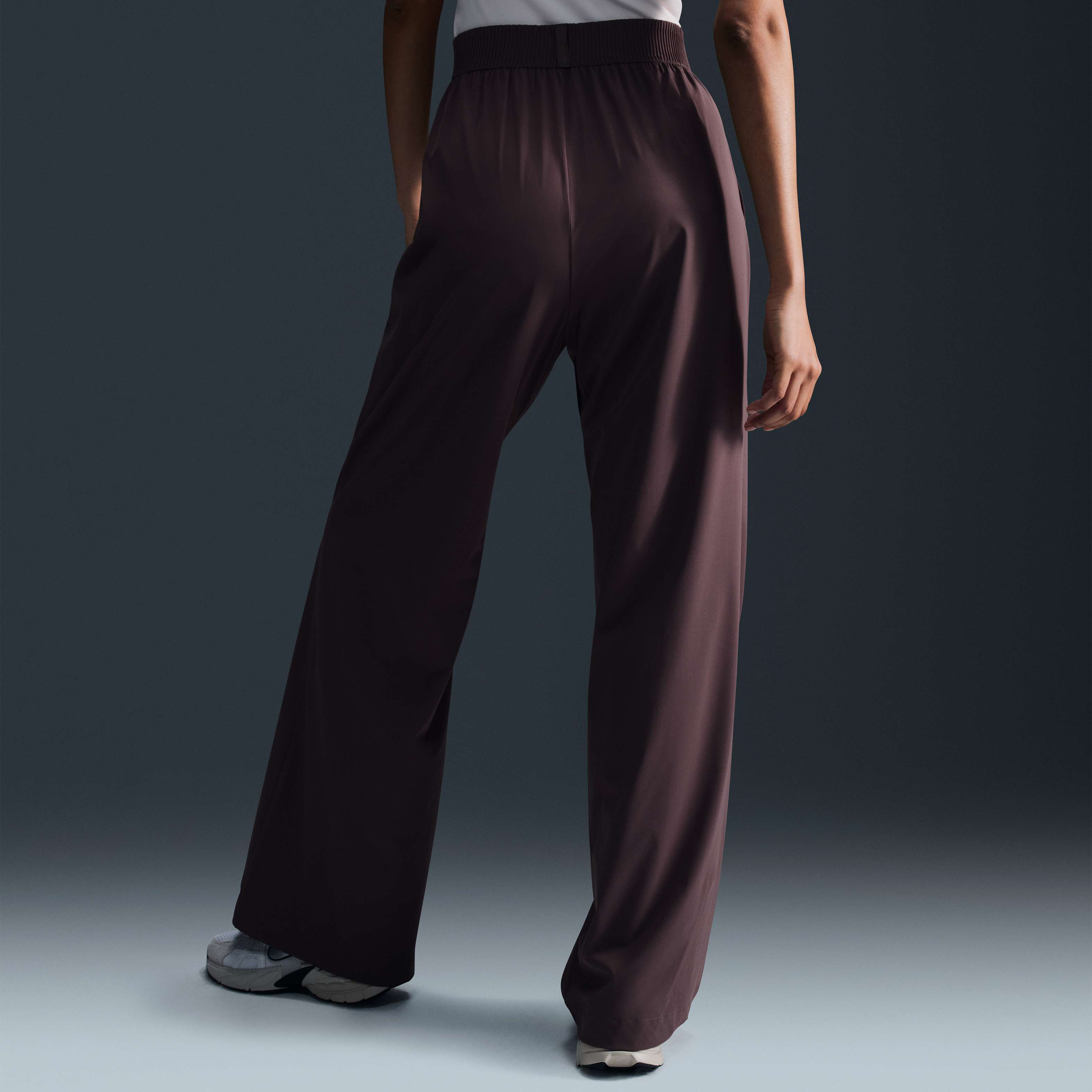 نايكي 24.7 بيرفكت ستريتش image number 2