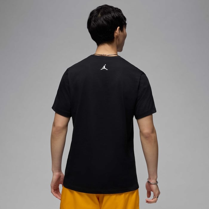 Jordan Flight Essentials image number 1 Jordan Flight Essentials image number 1