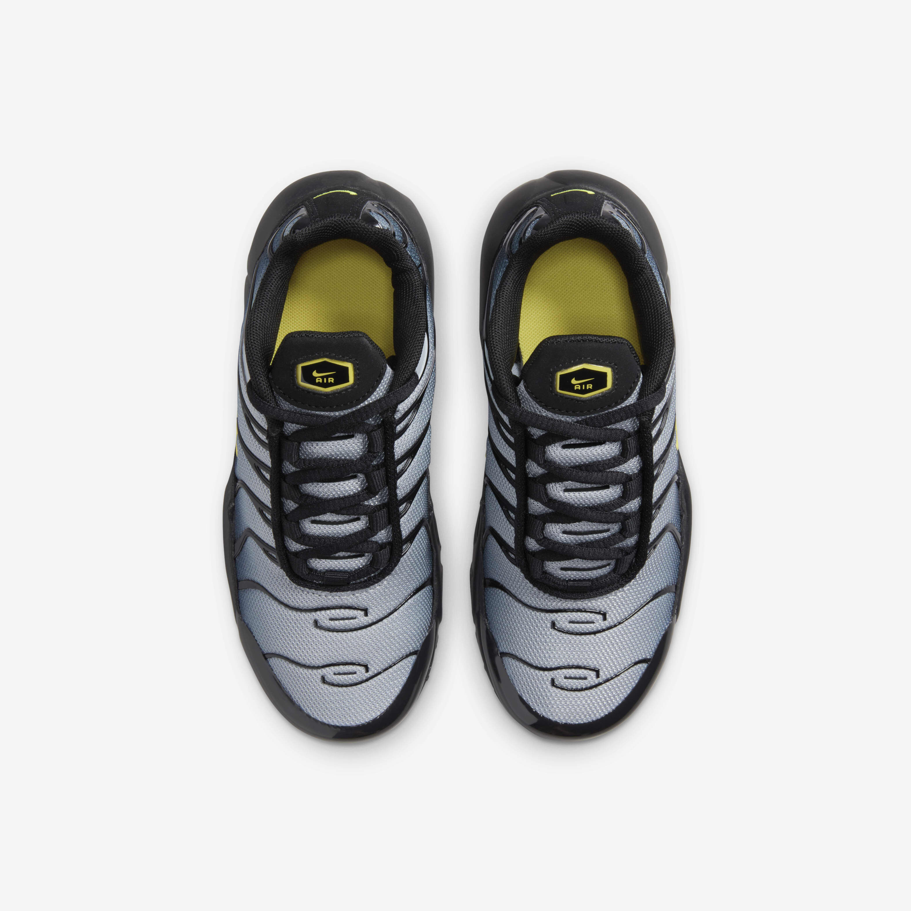 Nike Air Max Plus image number 3