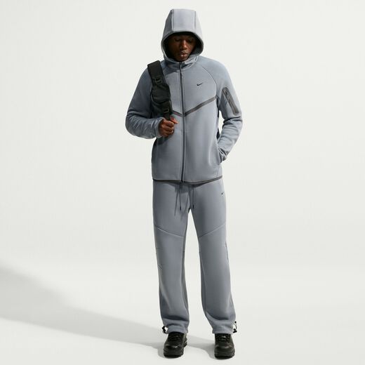 Nike Tech
