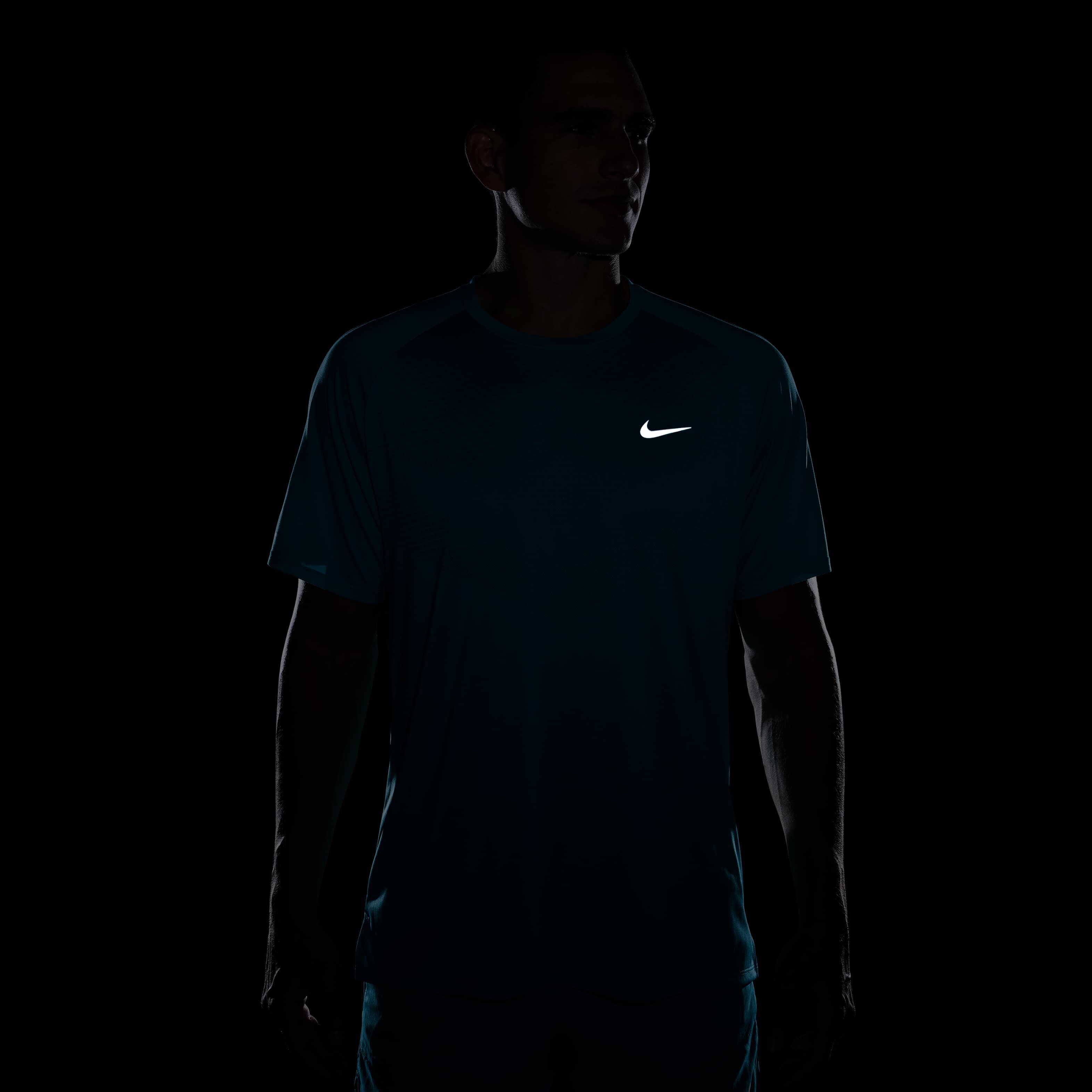 Nike Stride image number 7