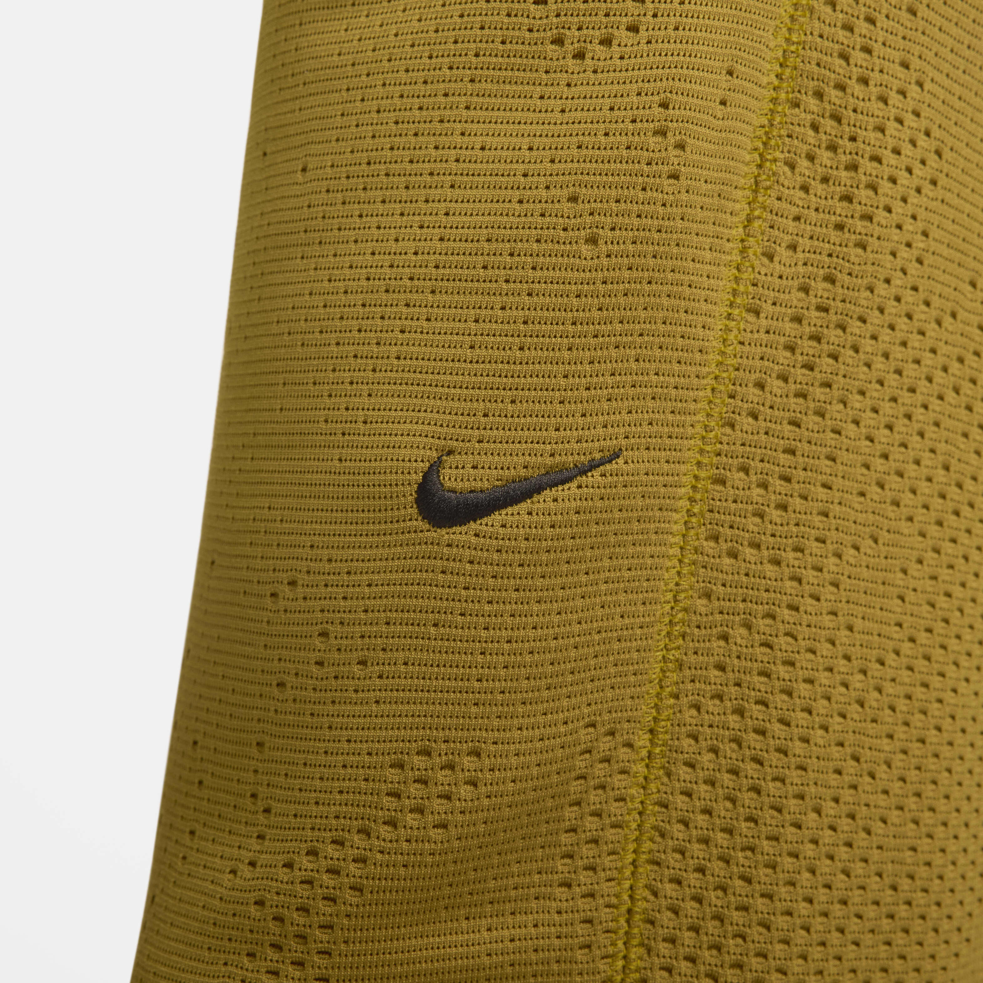 نايكي APS image number 4