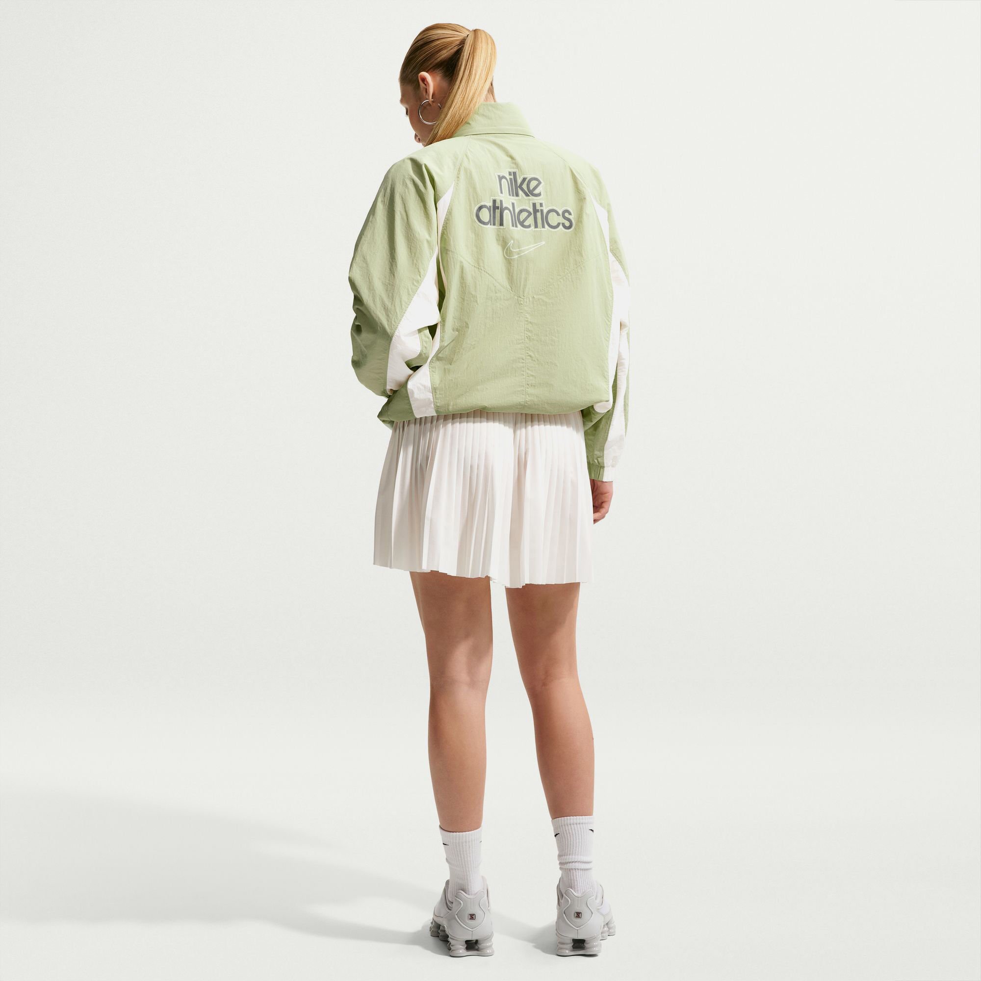 نايكي سبورتسوير image number 1