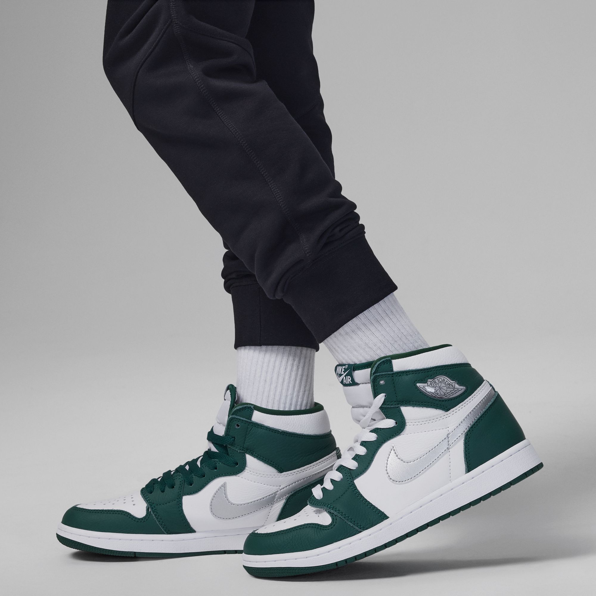 Jordan Sport Crossover Pants image number 2