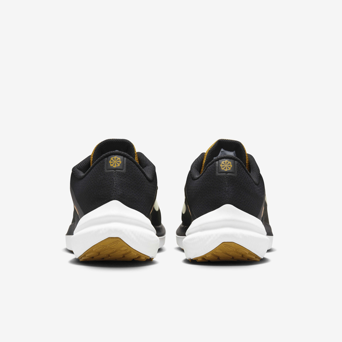 Nike Winflo 10 image number 5 Nike Winflo 10 image number 5