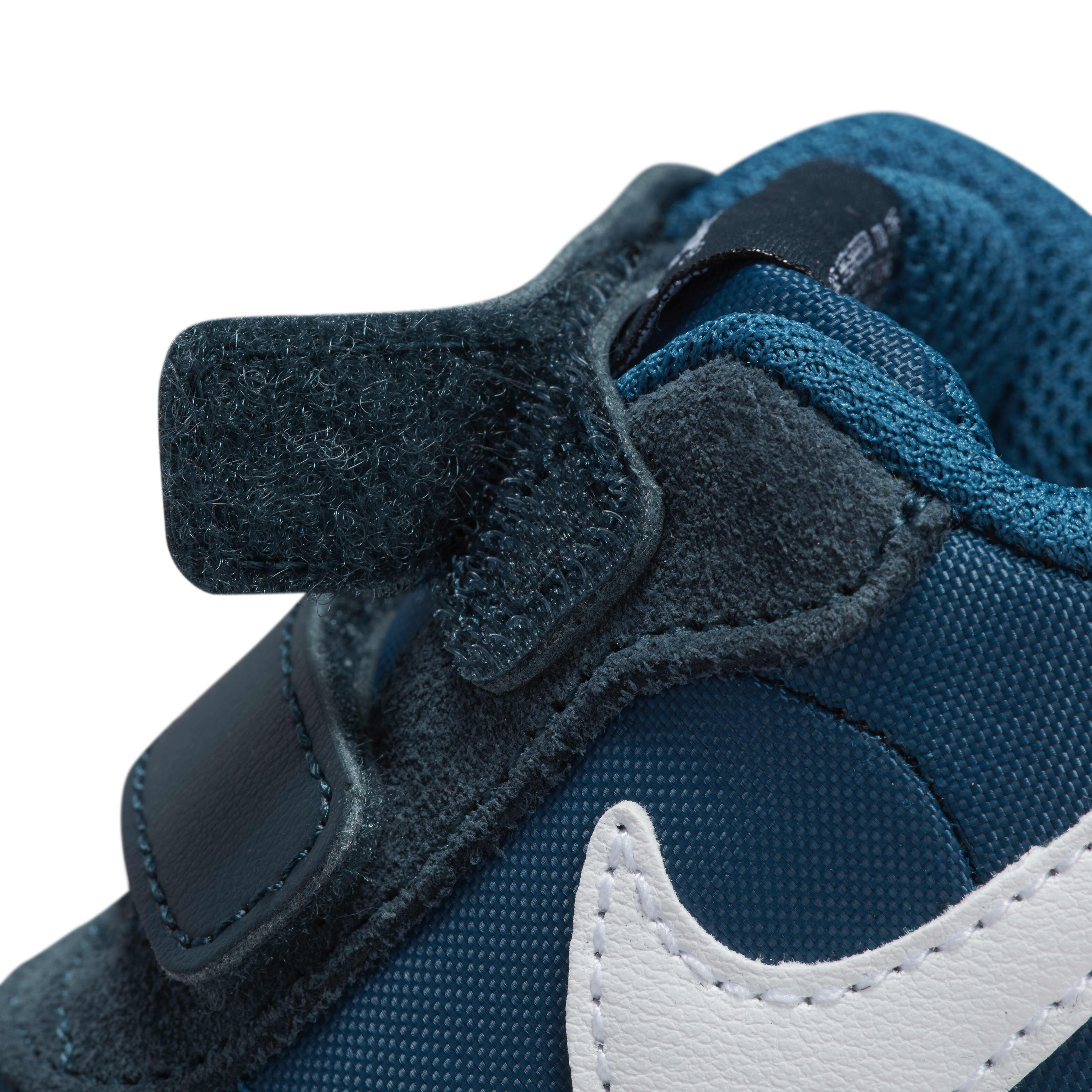 Nike MD Valiant image number 8