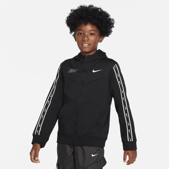 Nike sales sportswear repeat