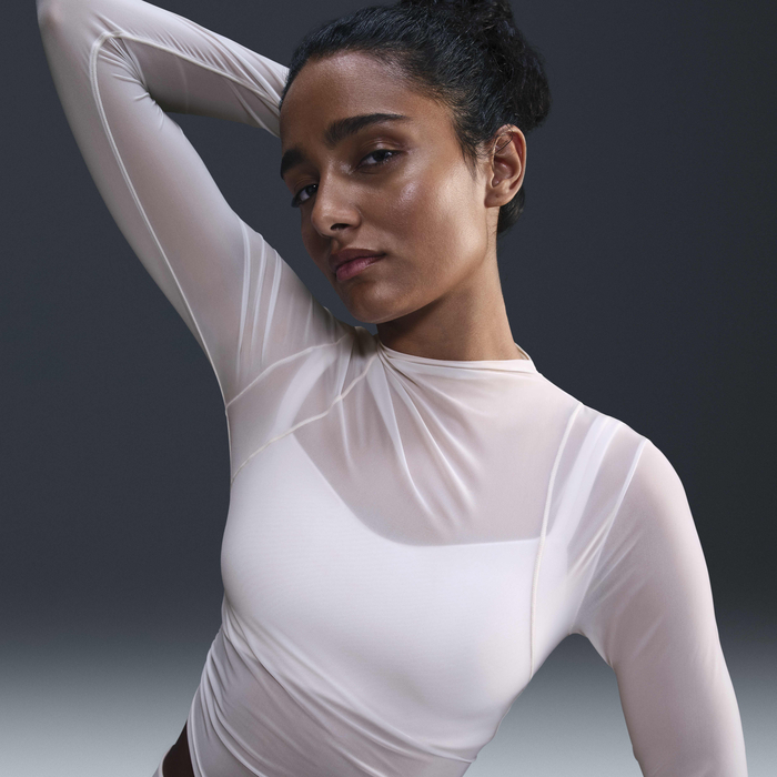 Nike Zenvy Sheer image number 2 Nike Zenvy Sheer image number 2