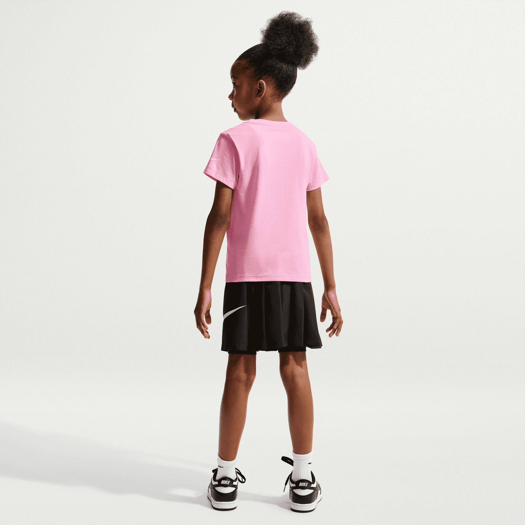 Nike image number 1