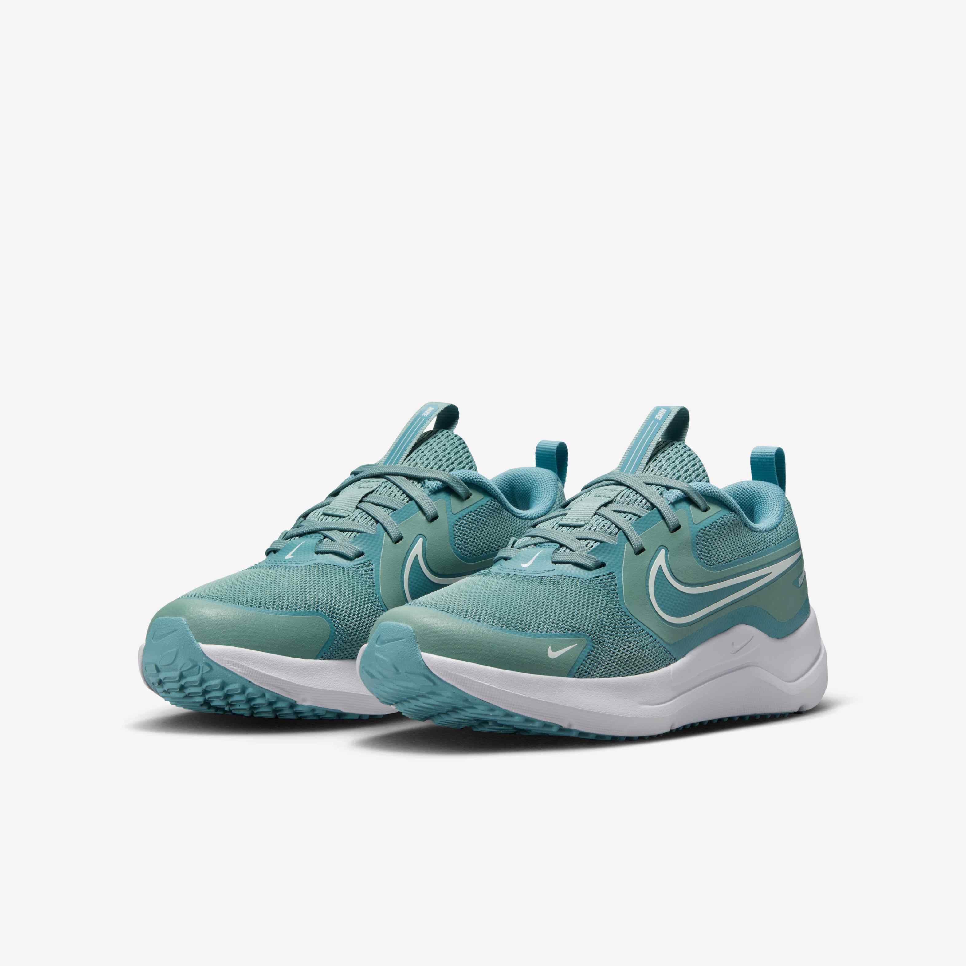 Nike Cosmic Runner image number 4