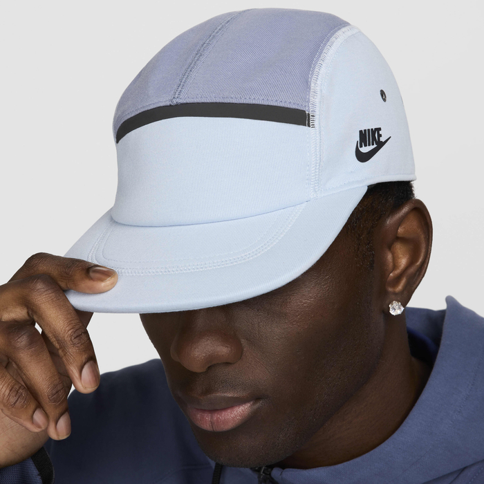 Nike Fly image number 5 Nike Fly image number 5