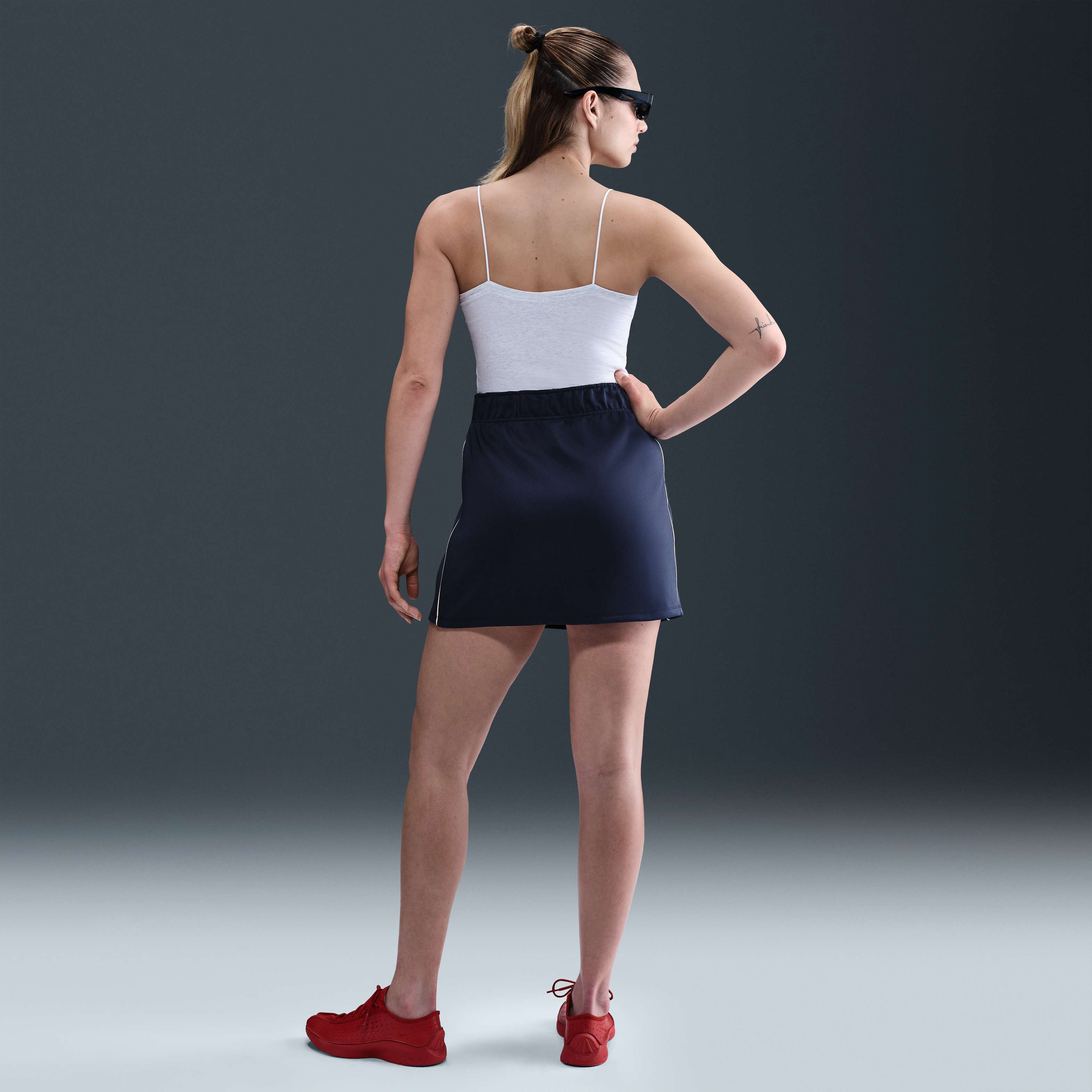 نايكي سبورتسوير ويندرانر image number 3