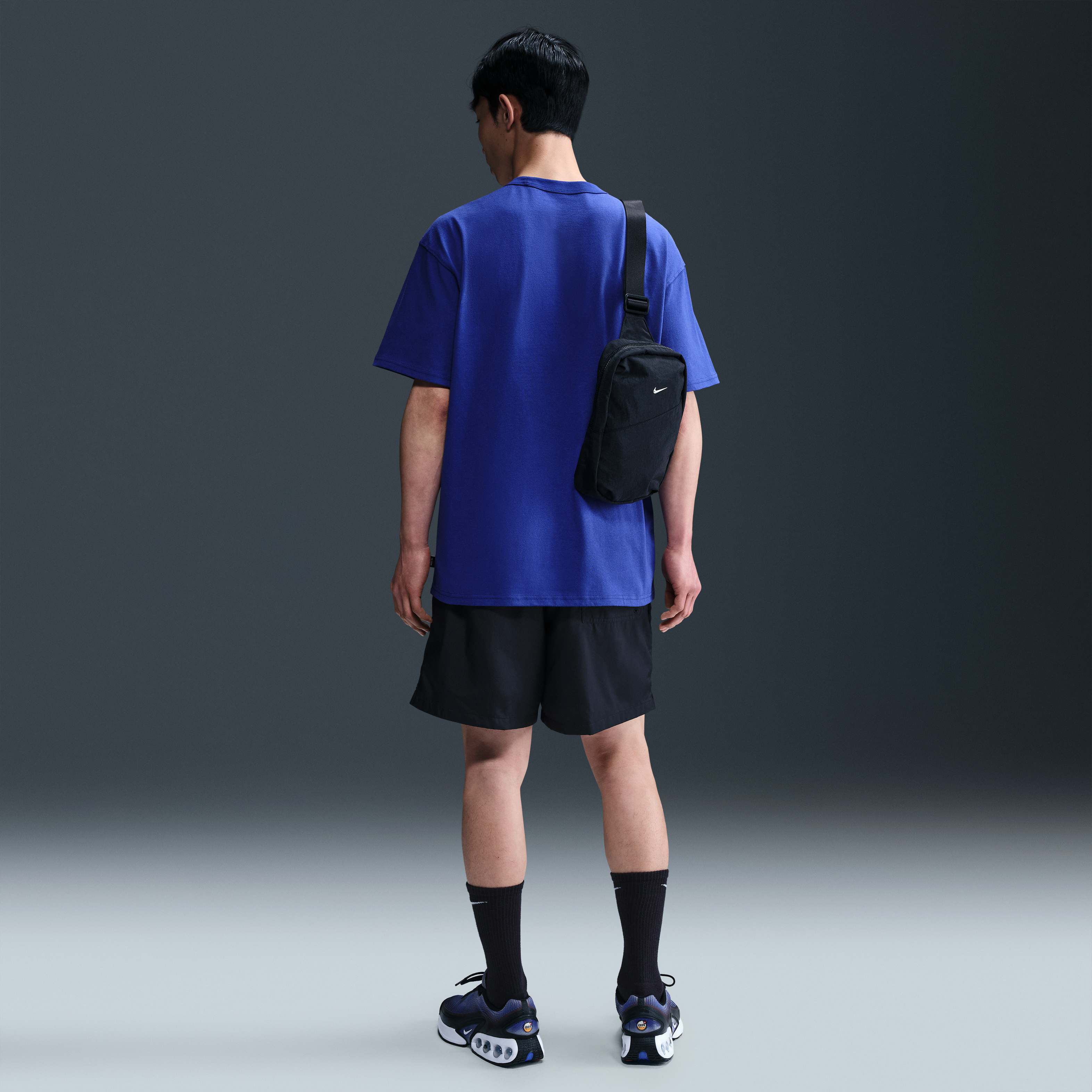 Nike Sportswear Premium Essentials image number 4