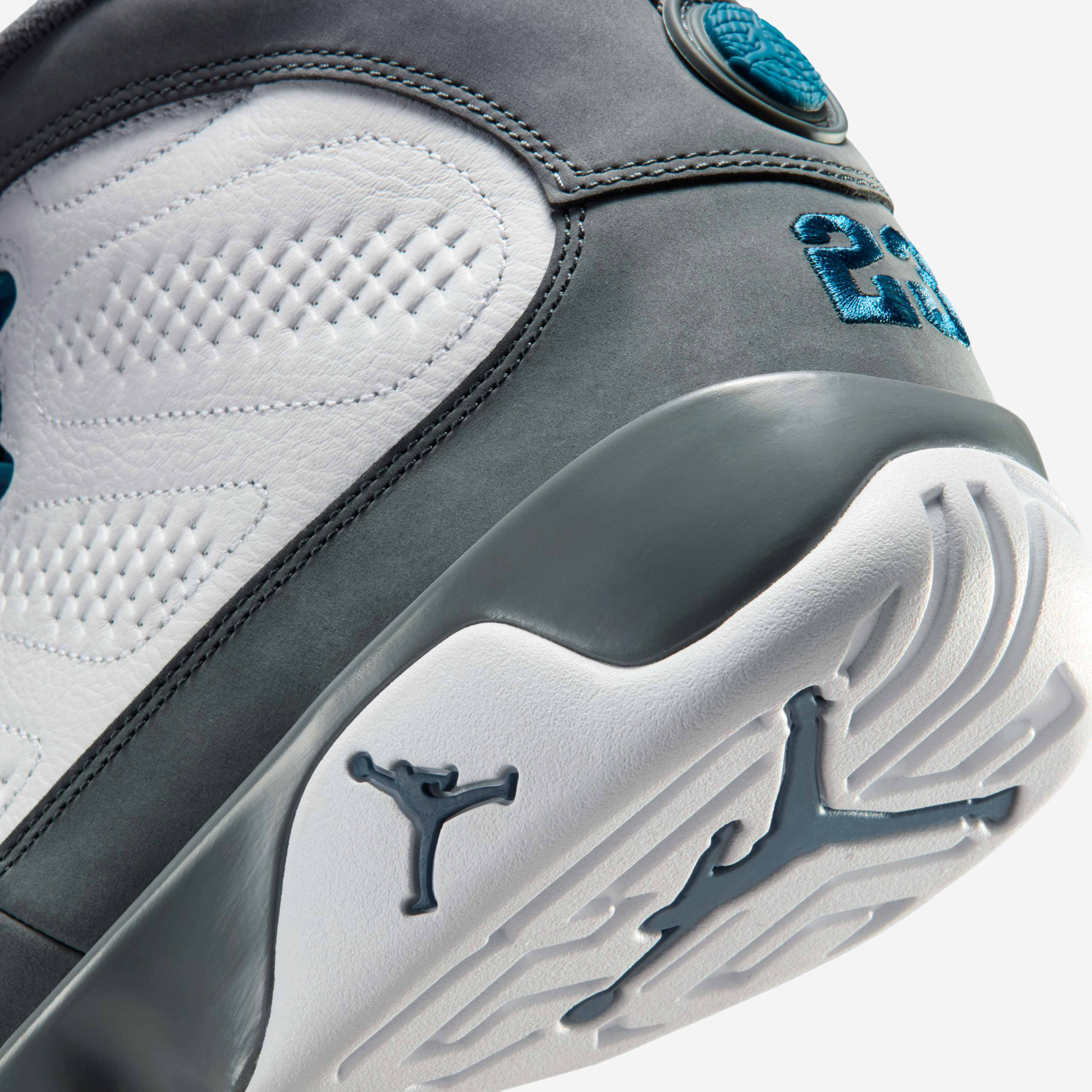 Air Jordan 9 Retro 'Flint Grey and French Blue' image number 7