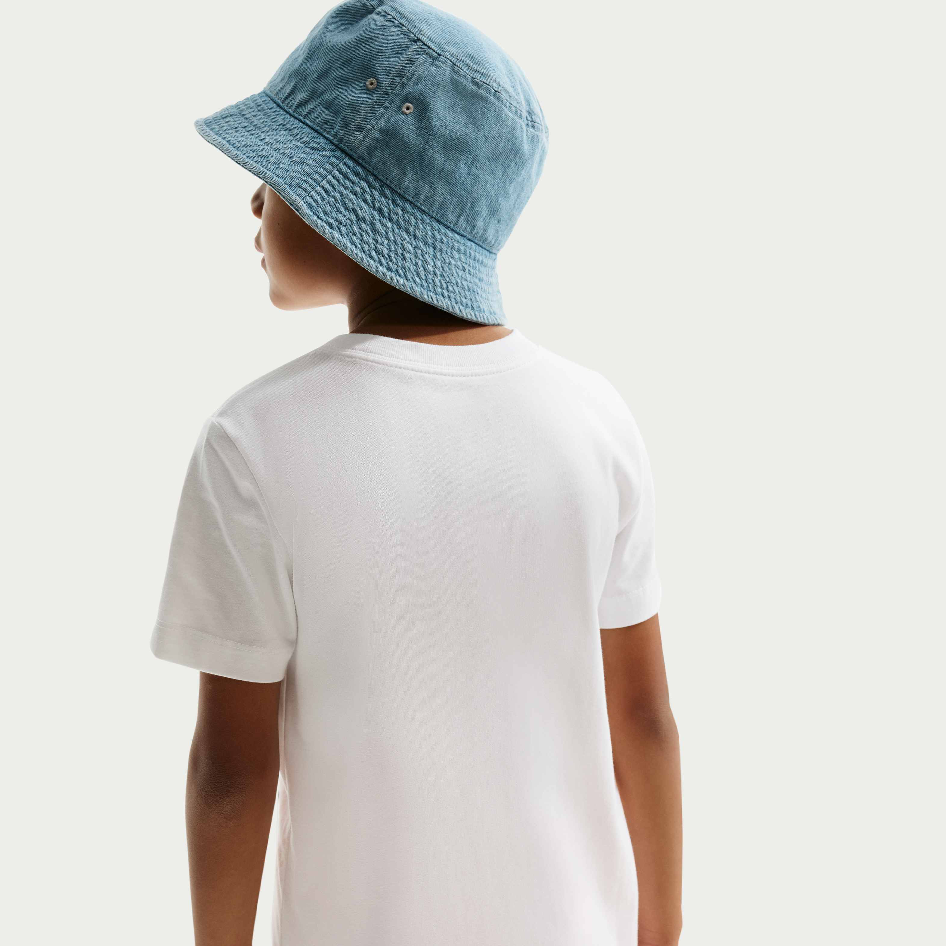 نايكي سبورتسوير image number 1