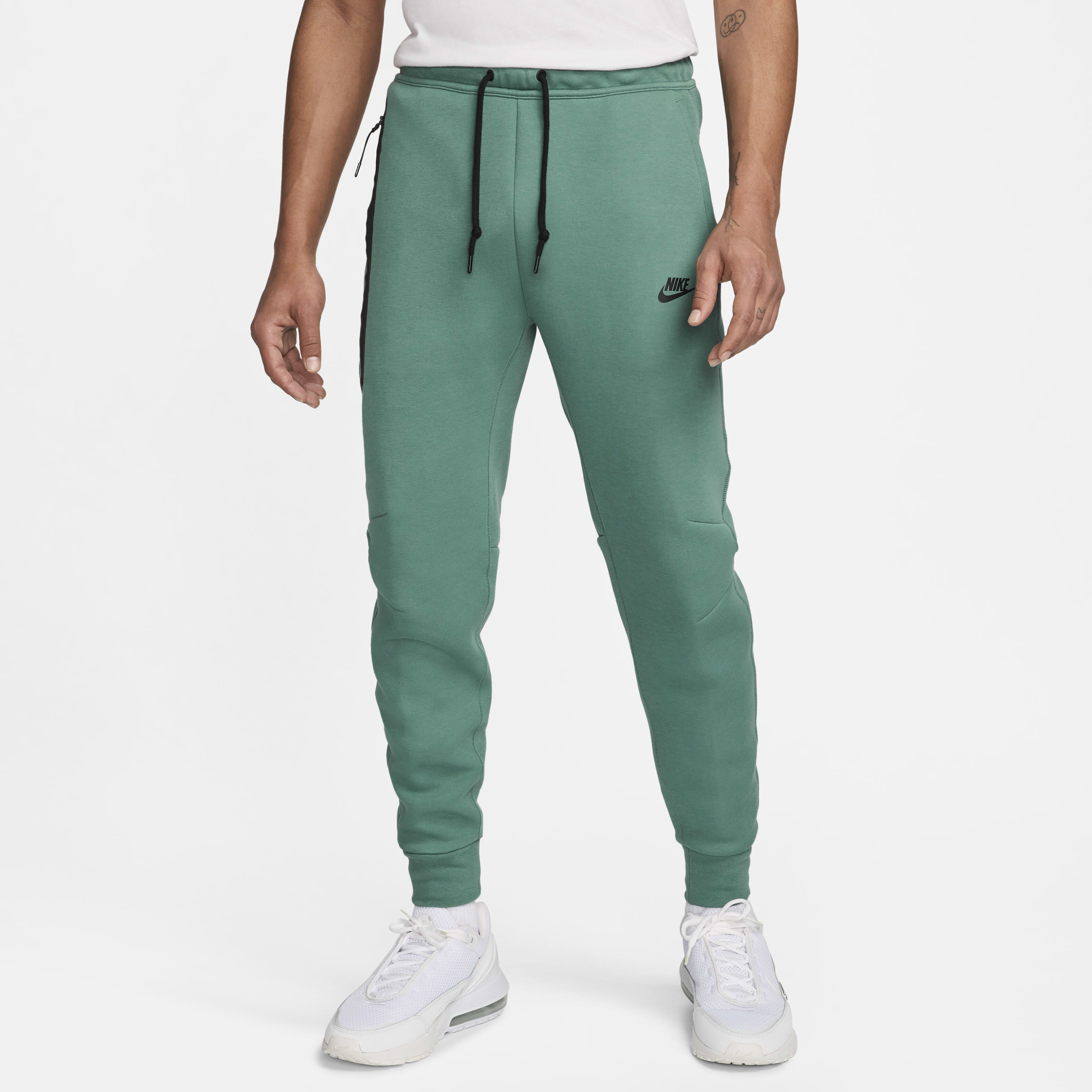 Nike icon tech jogger pants sale